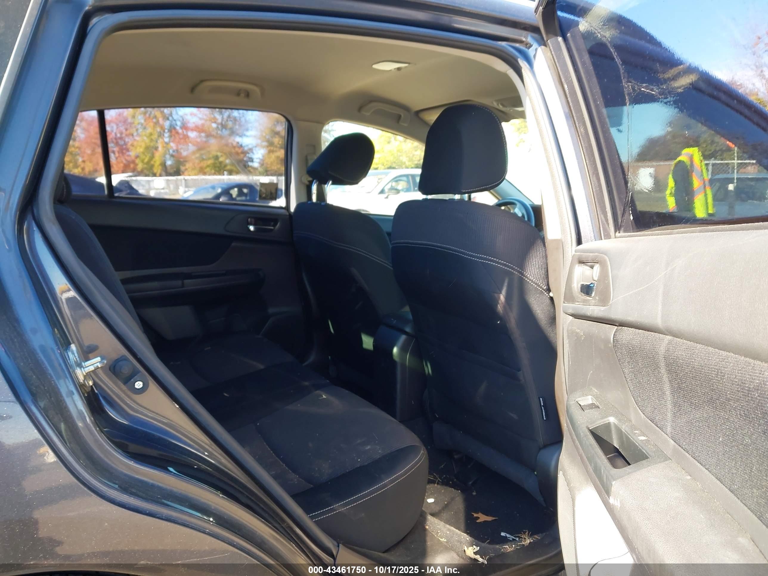 SUBARU IMPREZA image 8