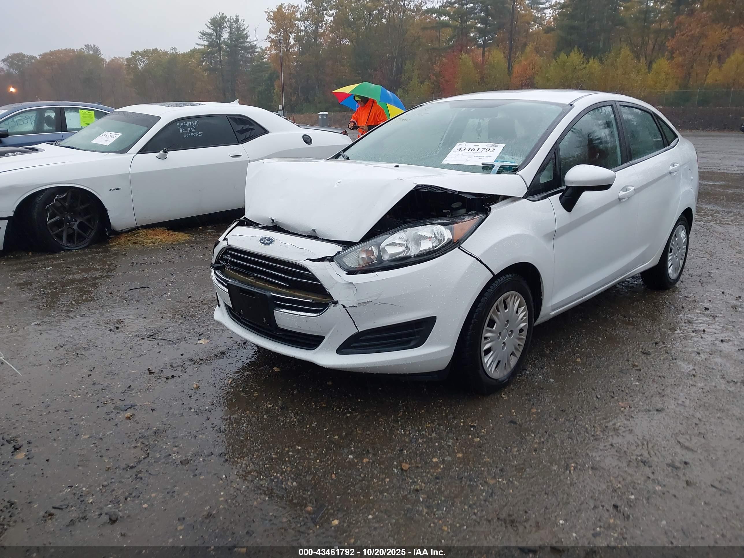FORD FIESTA image 2
