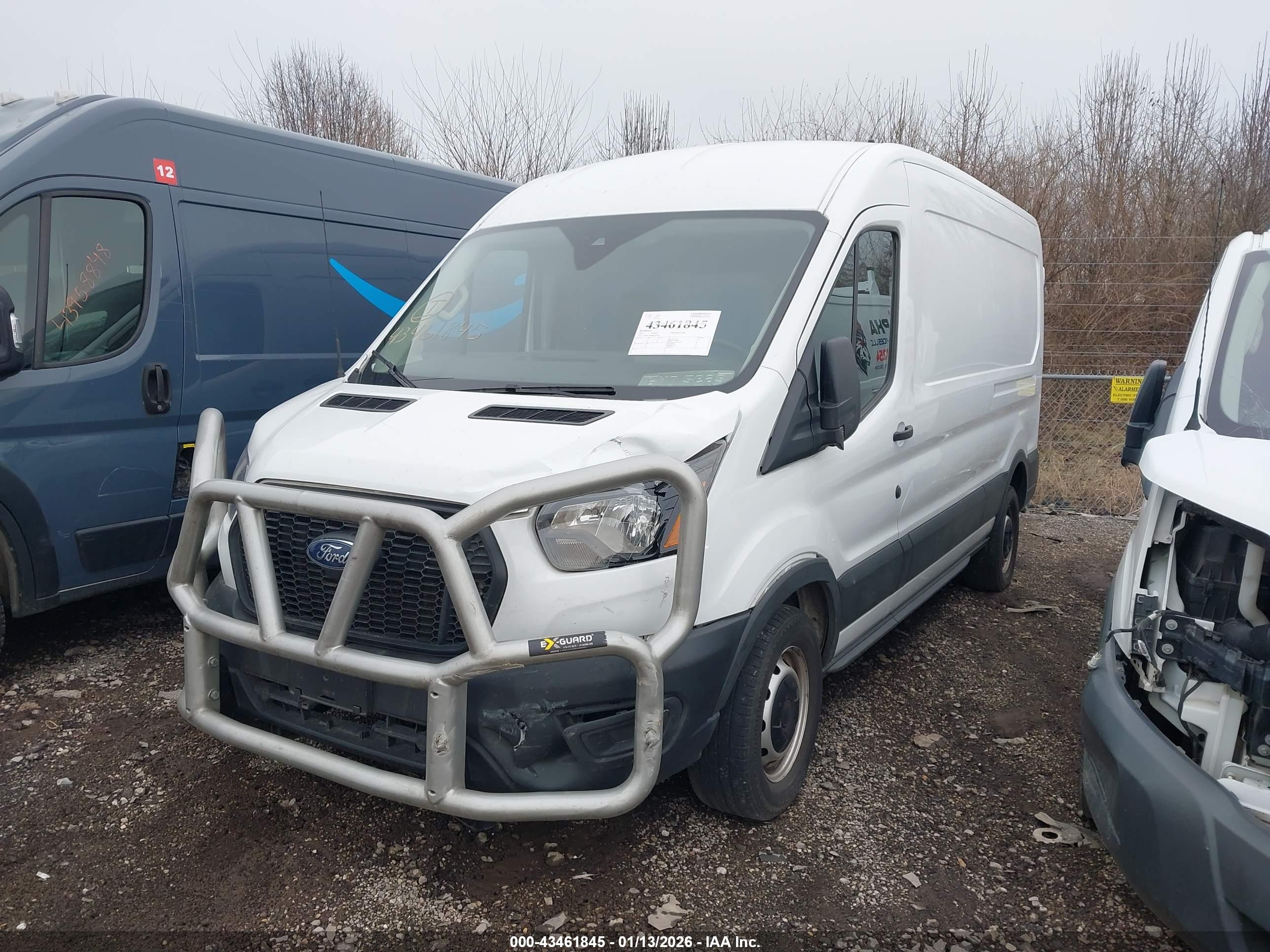 FORD TRANSIT-250 image 2
