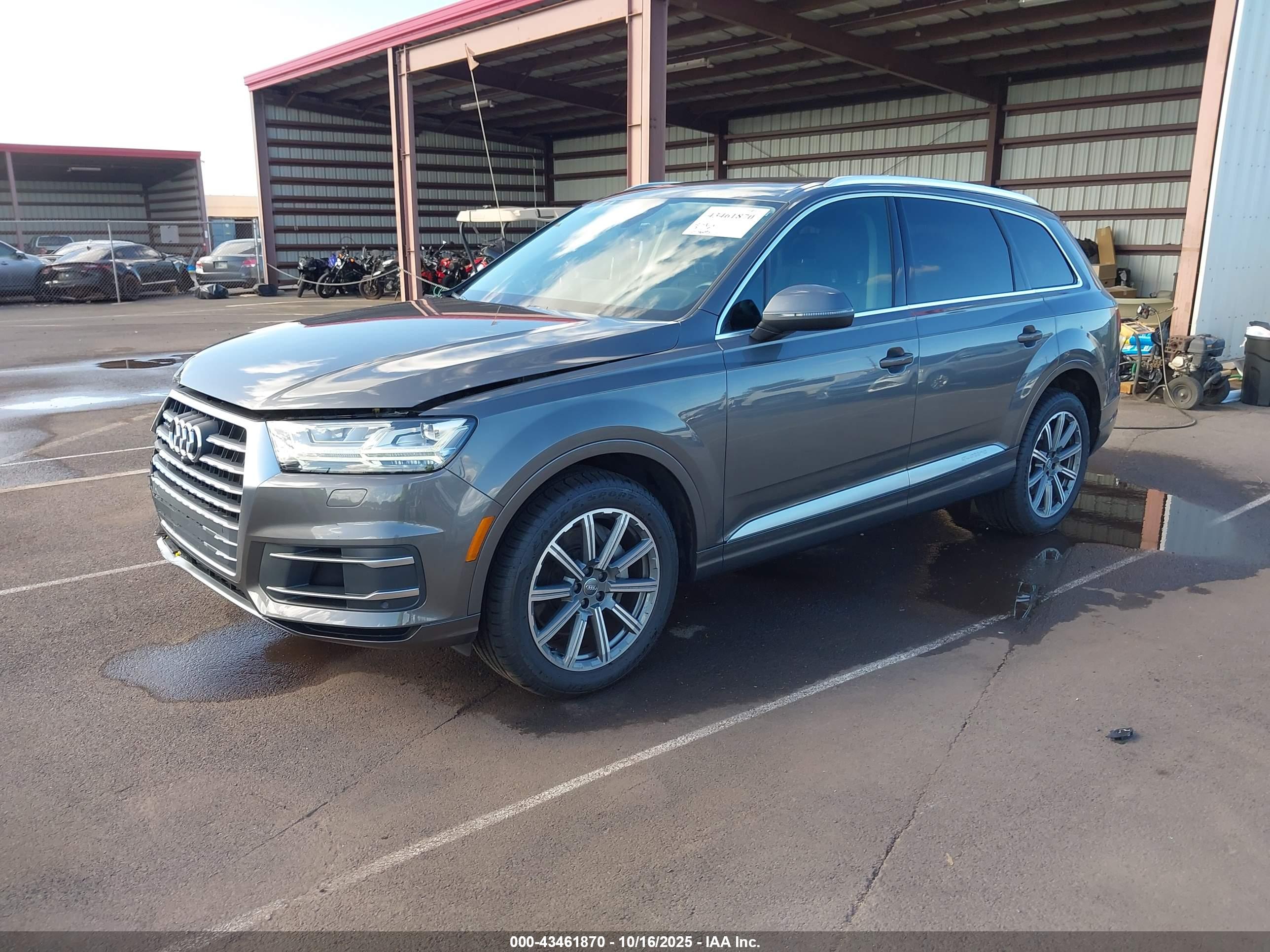 AUDI Q7 image 2