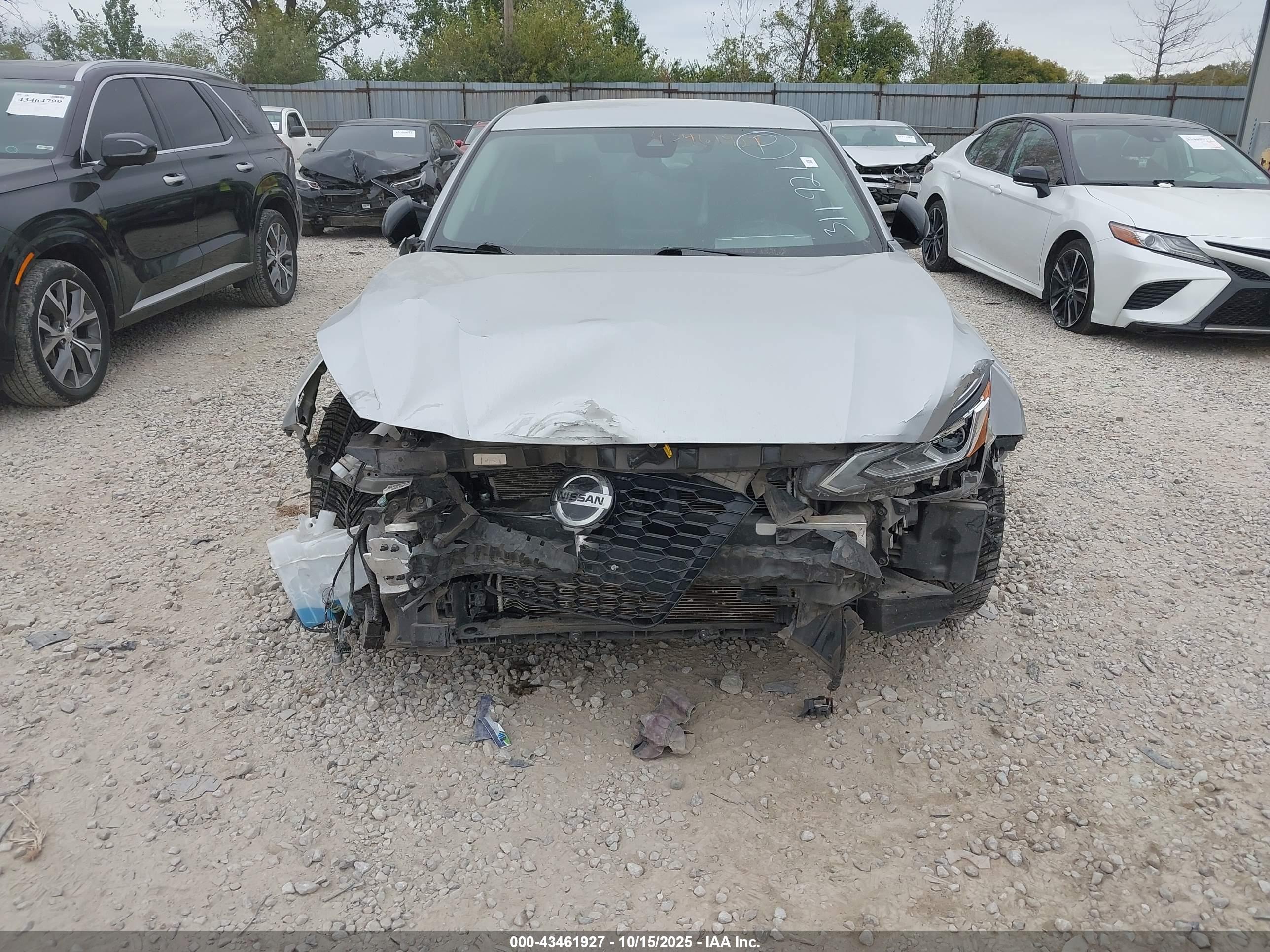 NISSAN ALTIMA image 6