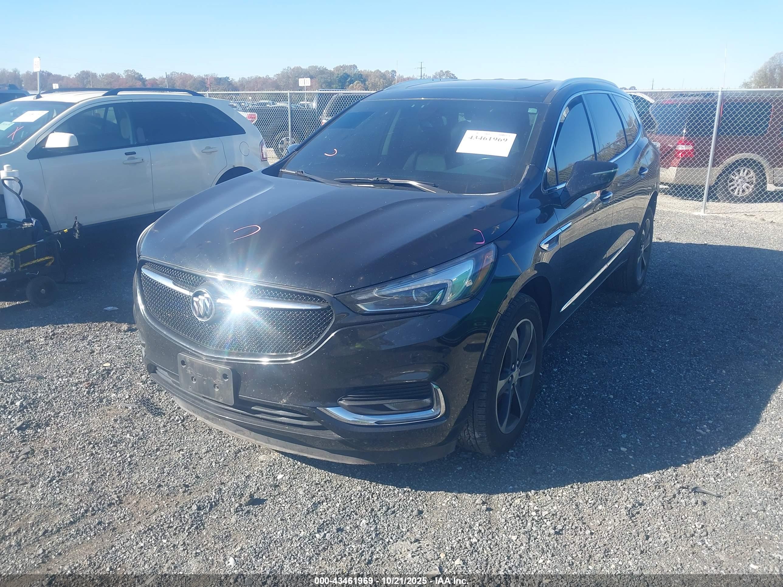 BUICK ENCLAVE image 2