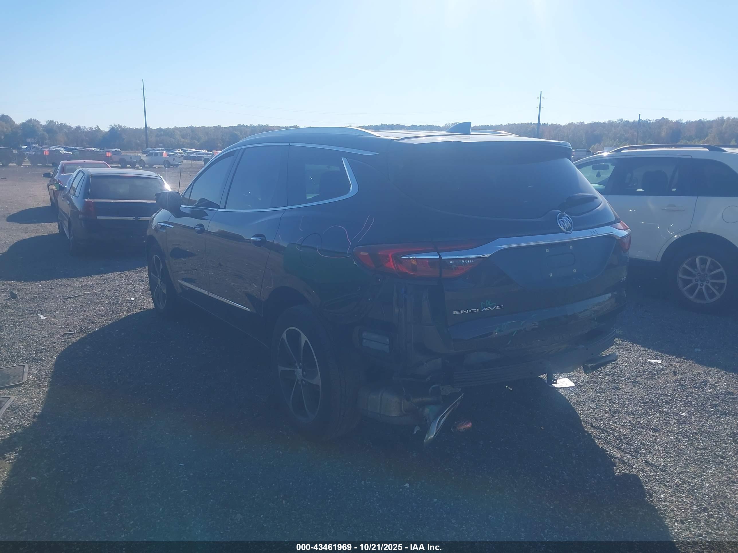 BUICK ENCLAVE image 3