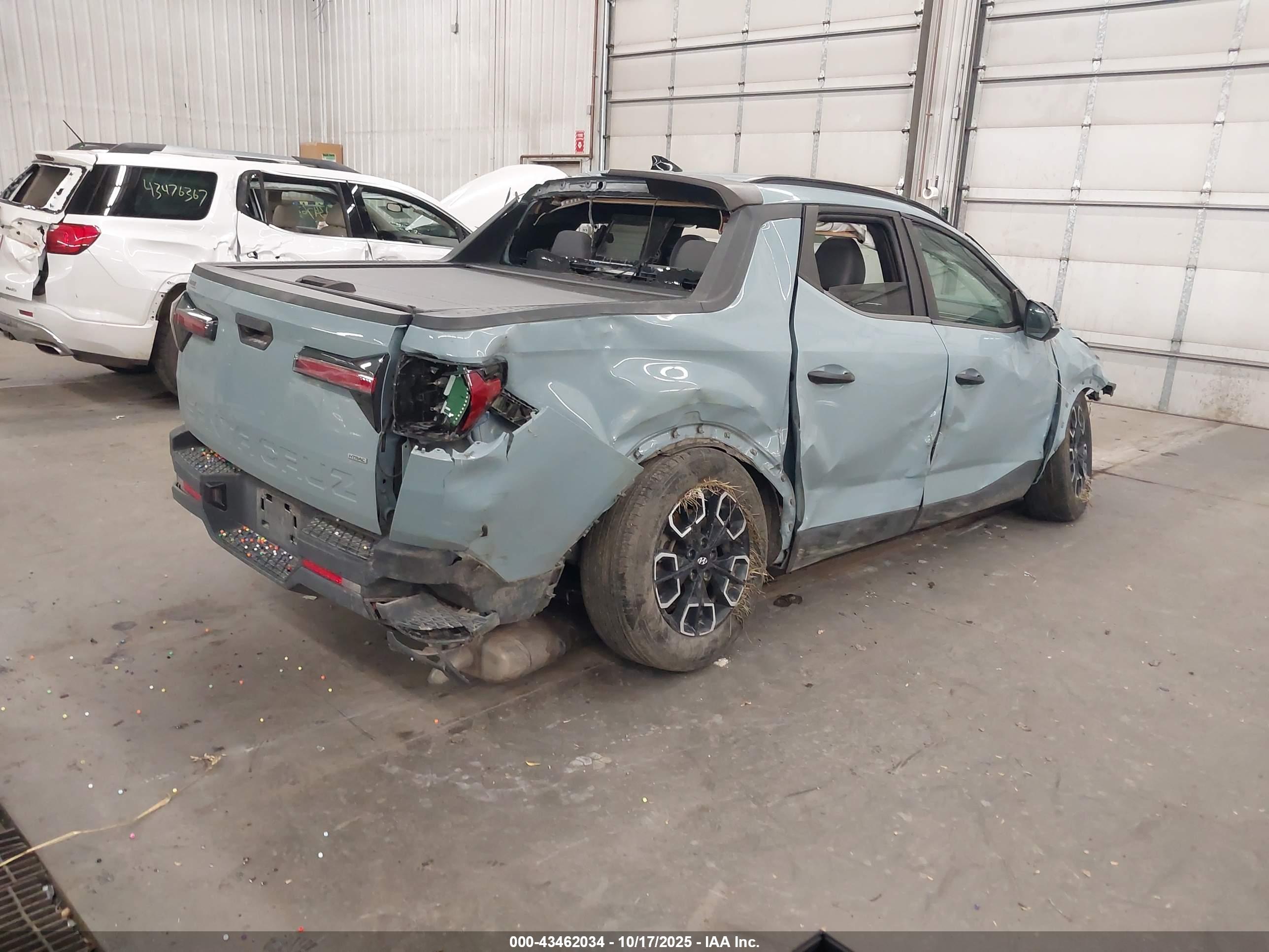 HYUNDAI SANTA image 4