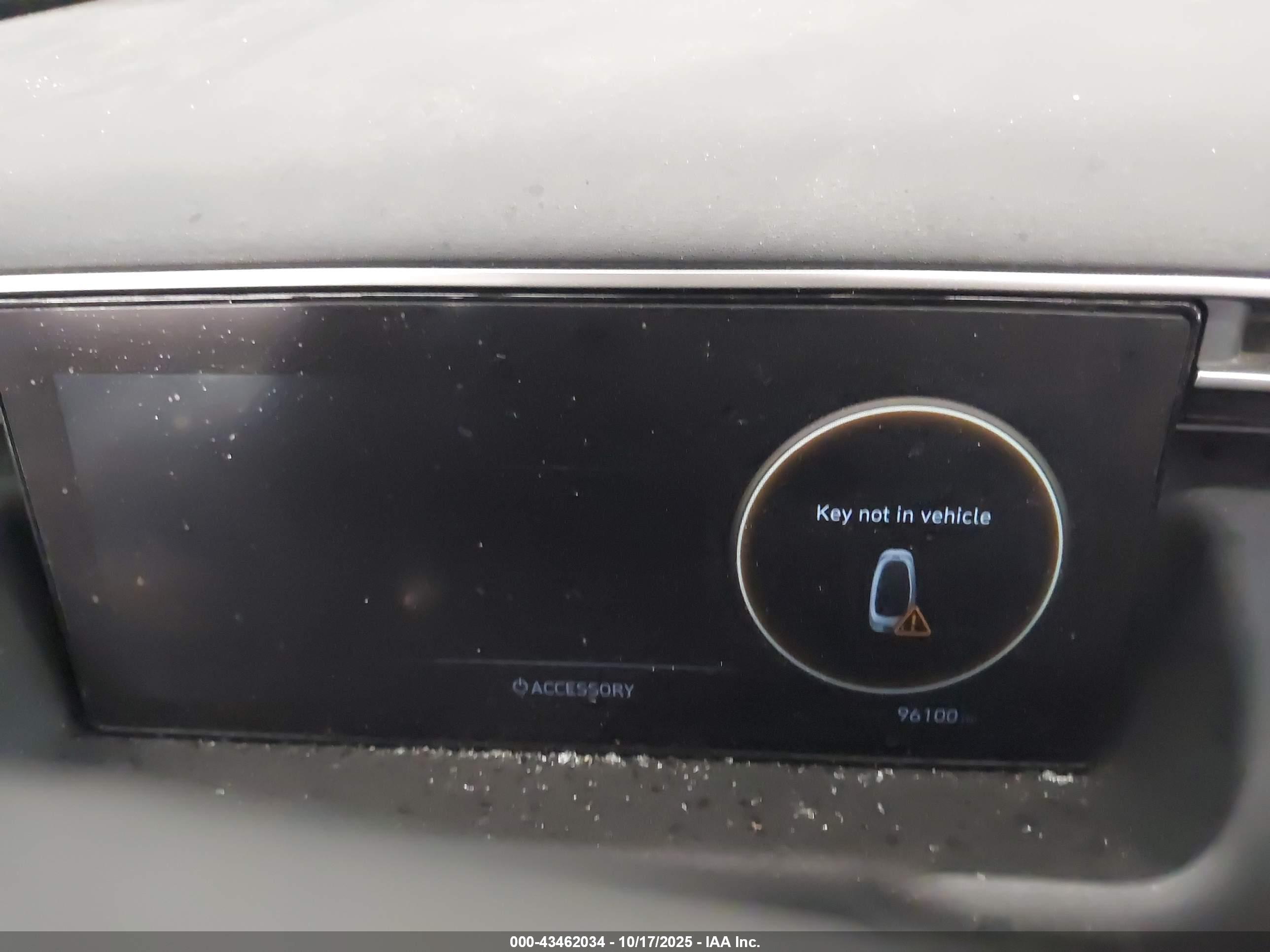 HYUNDAI SANTA image 7