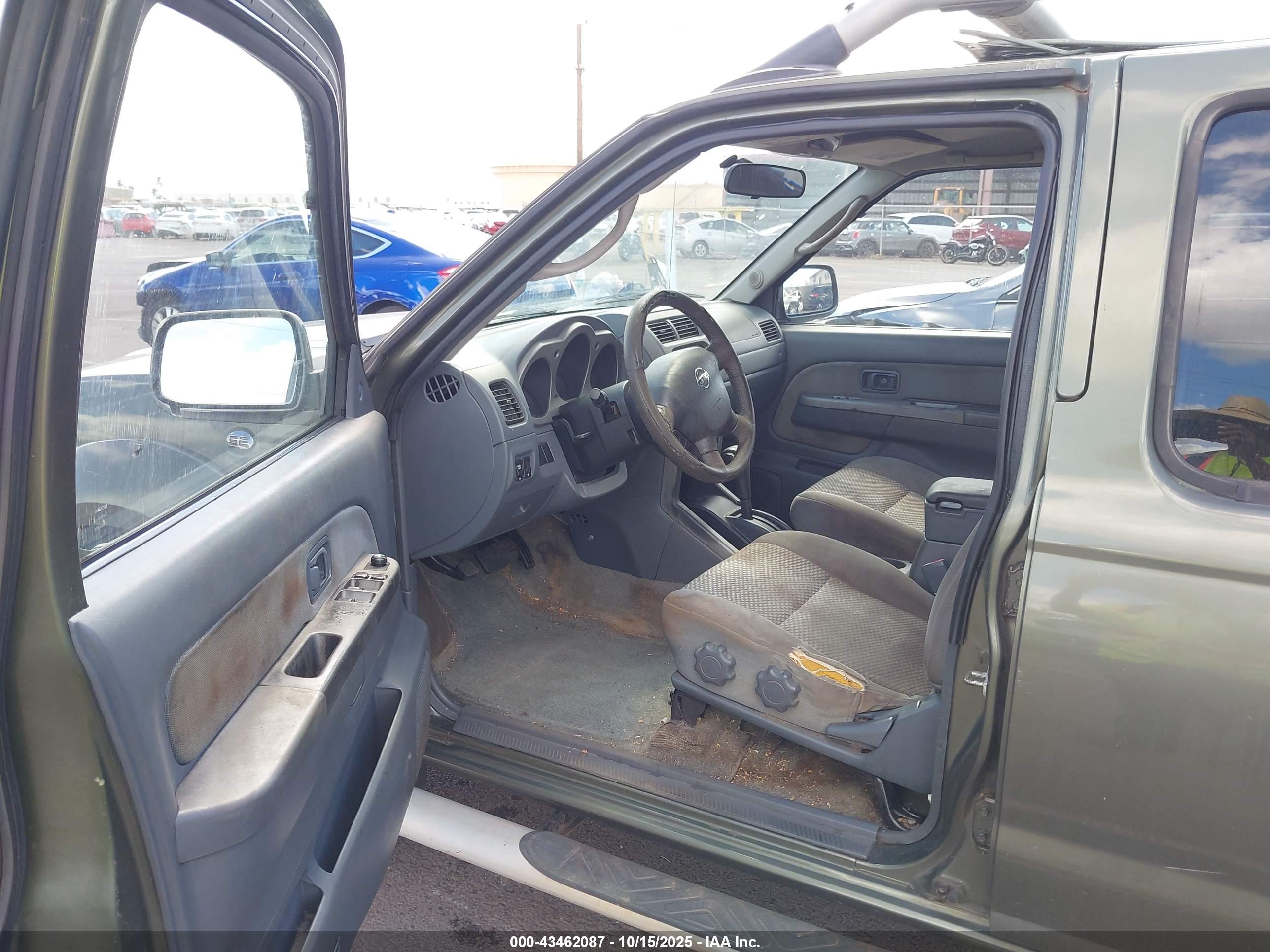 NISSAN FRONTIER image 5