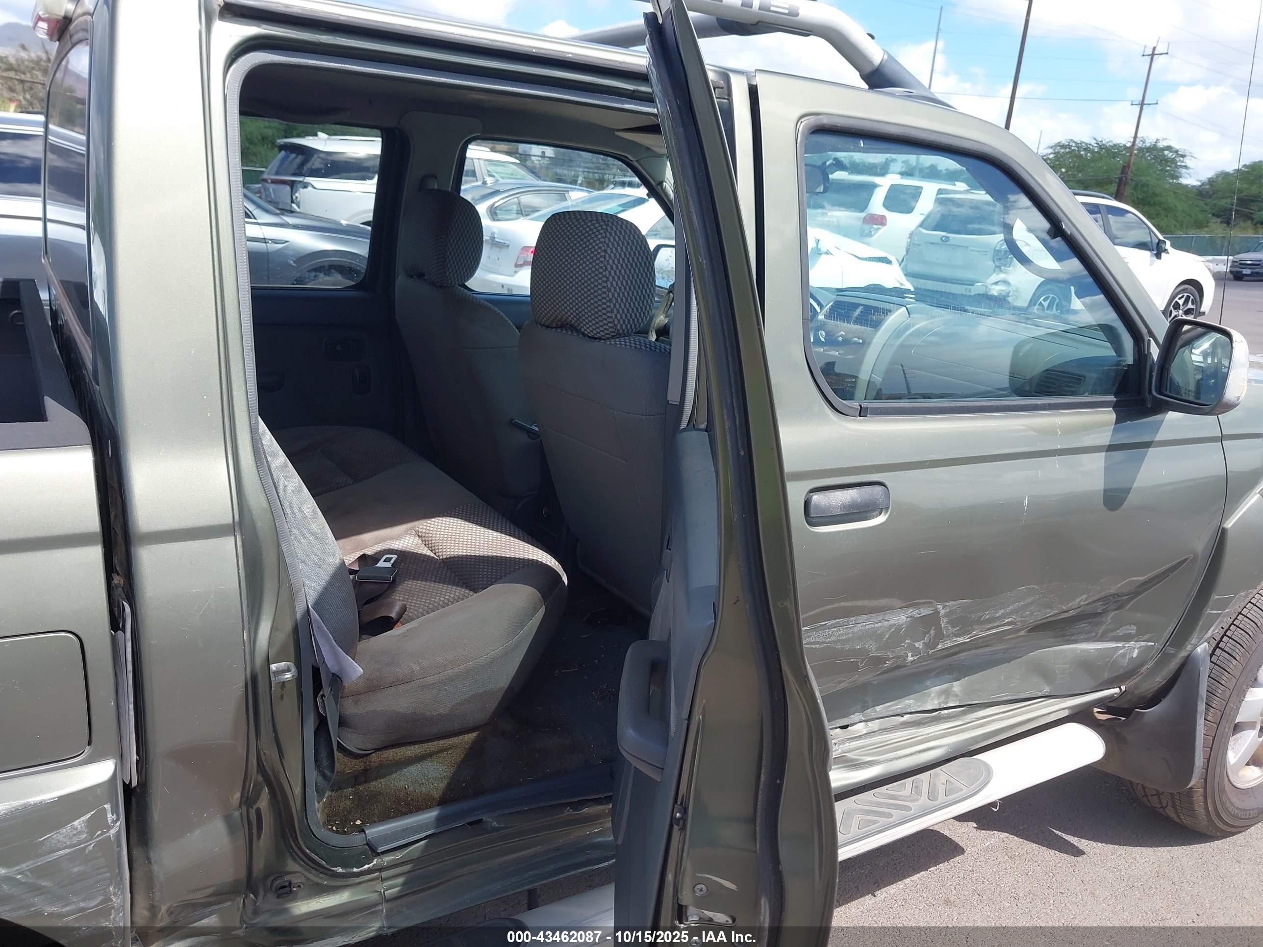 NISSAN FRONTIER image 8