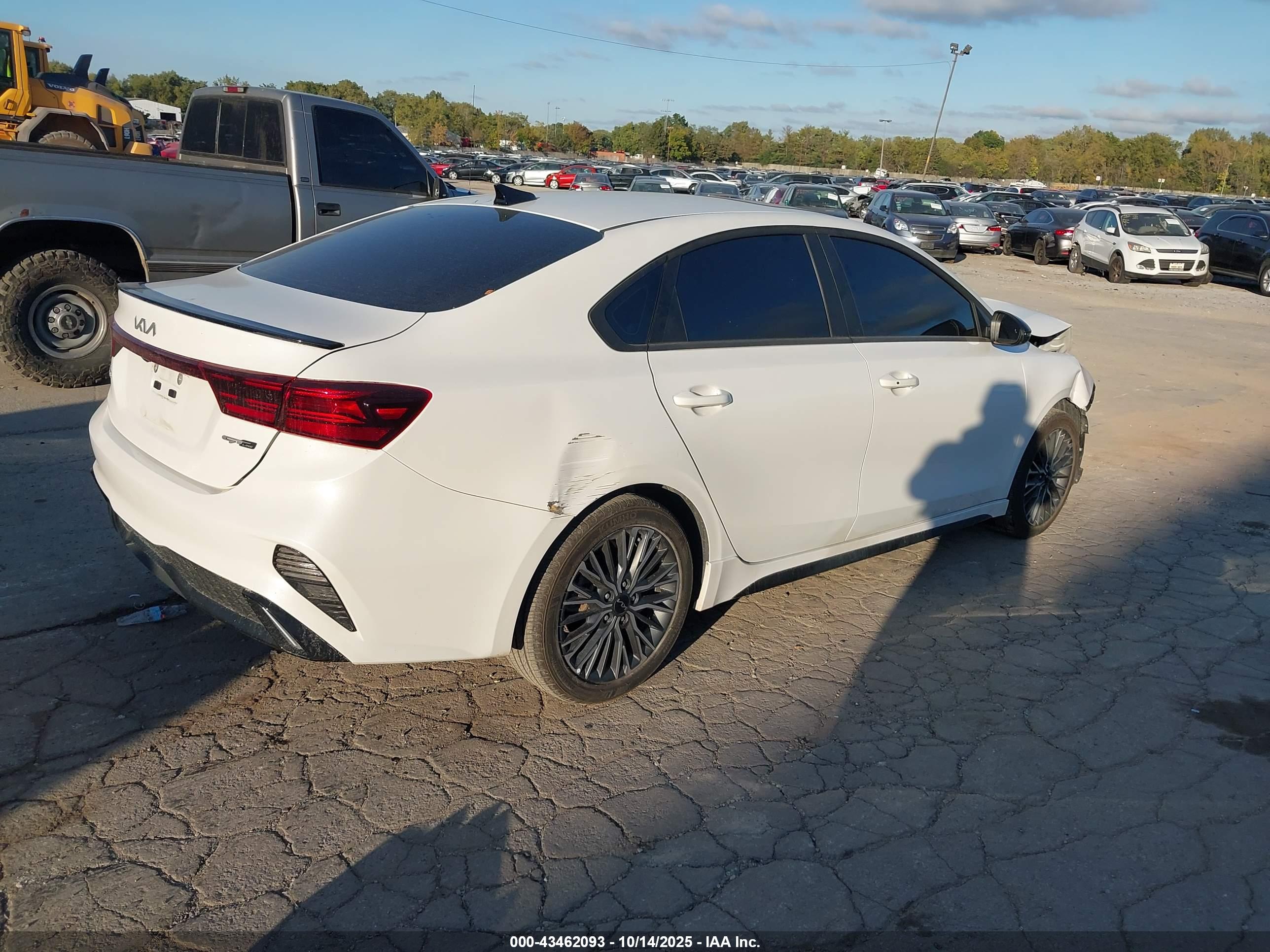 KIA FORTE image 4