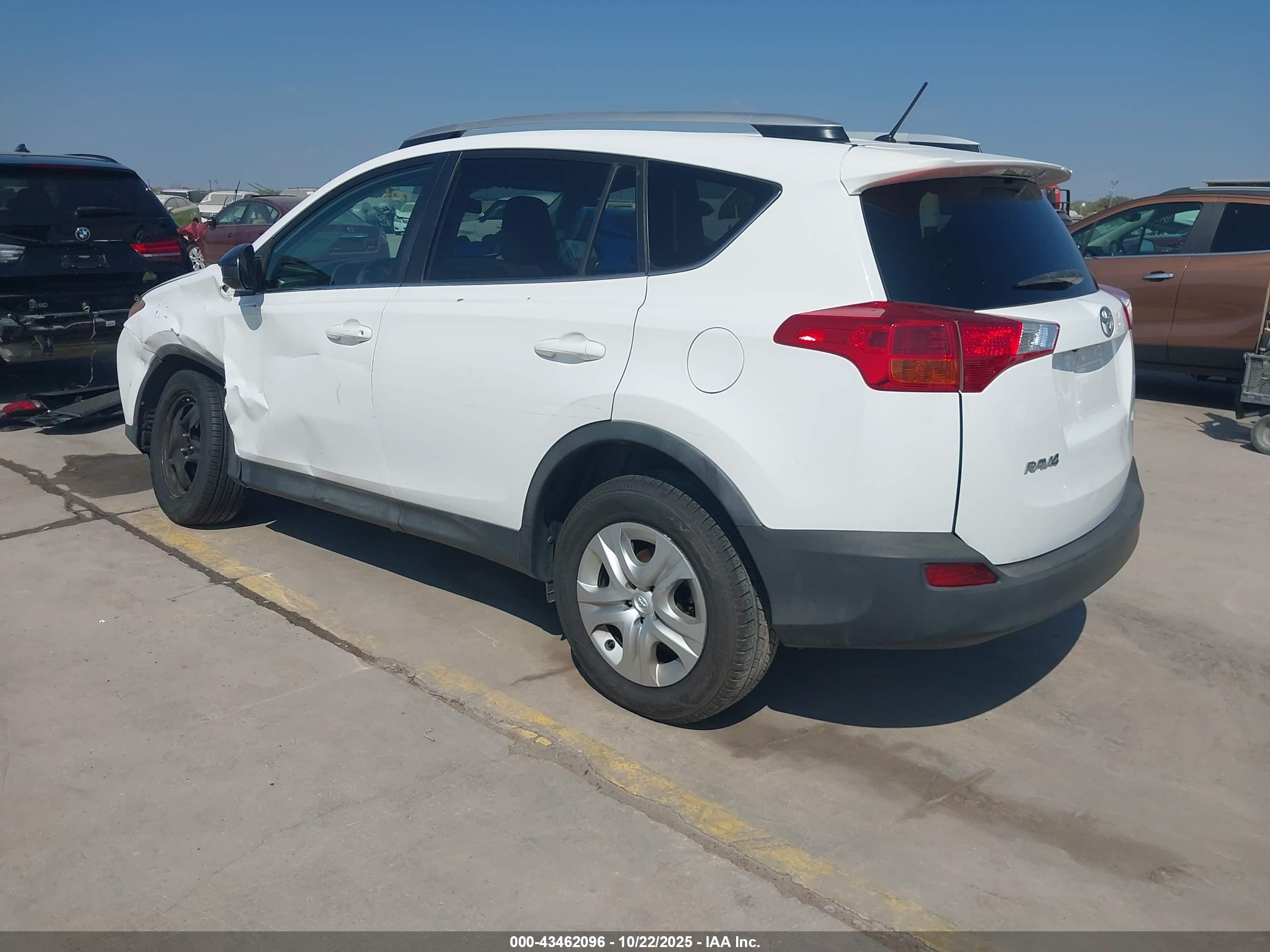 TOYOTA RAV4 image 3