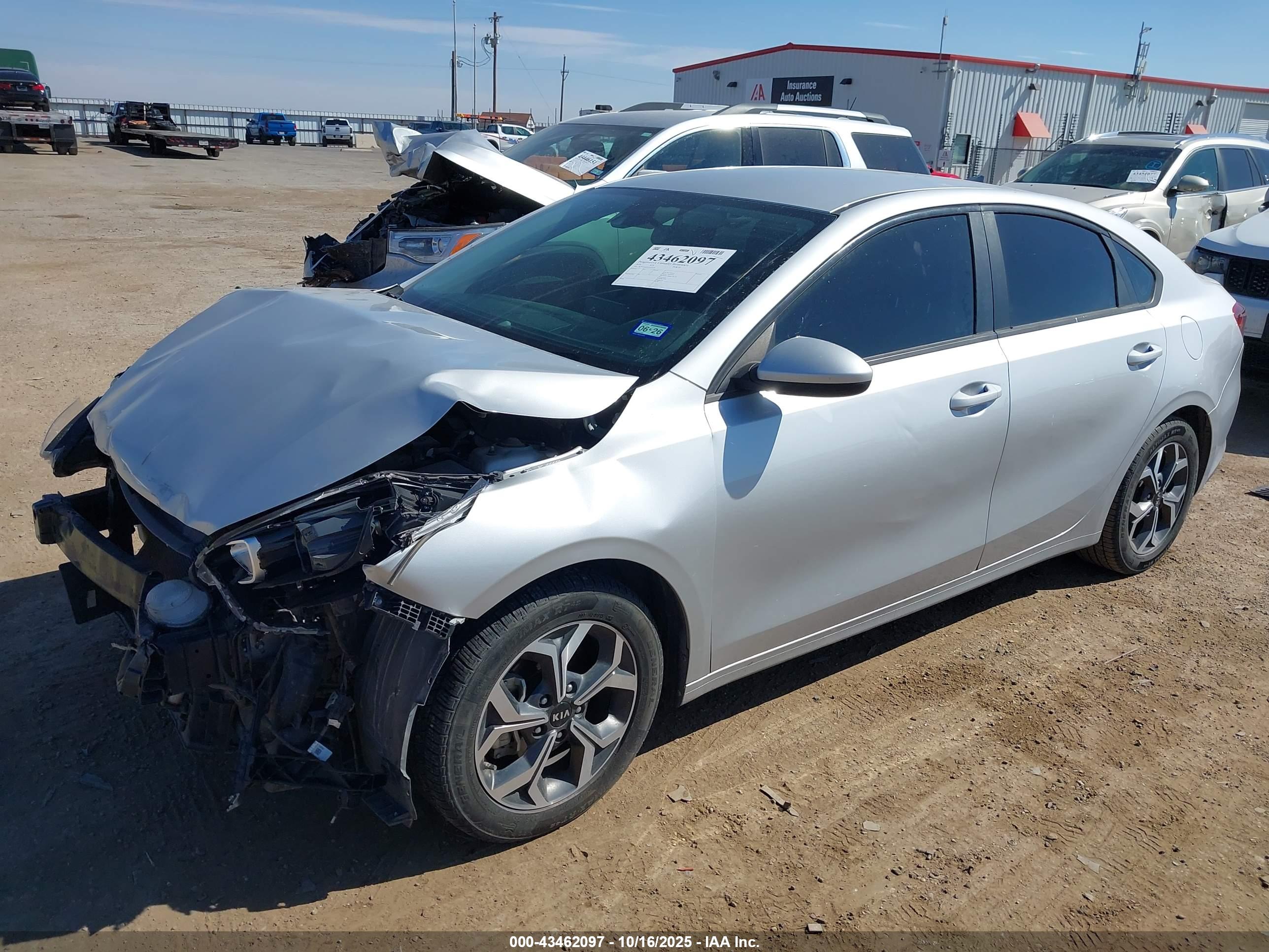 KIA FORTE image 2