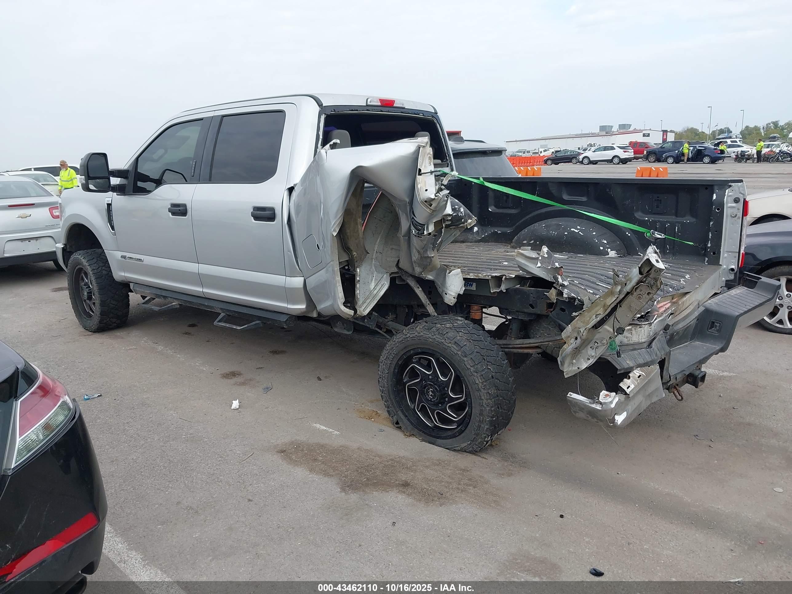 FORD F-250 image 3