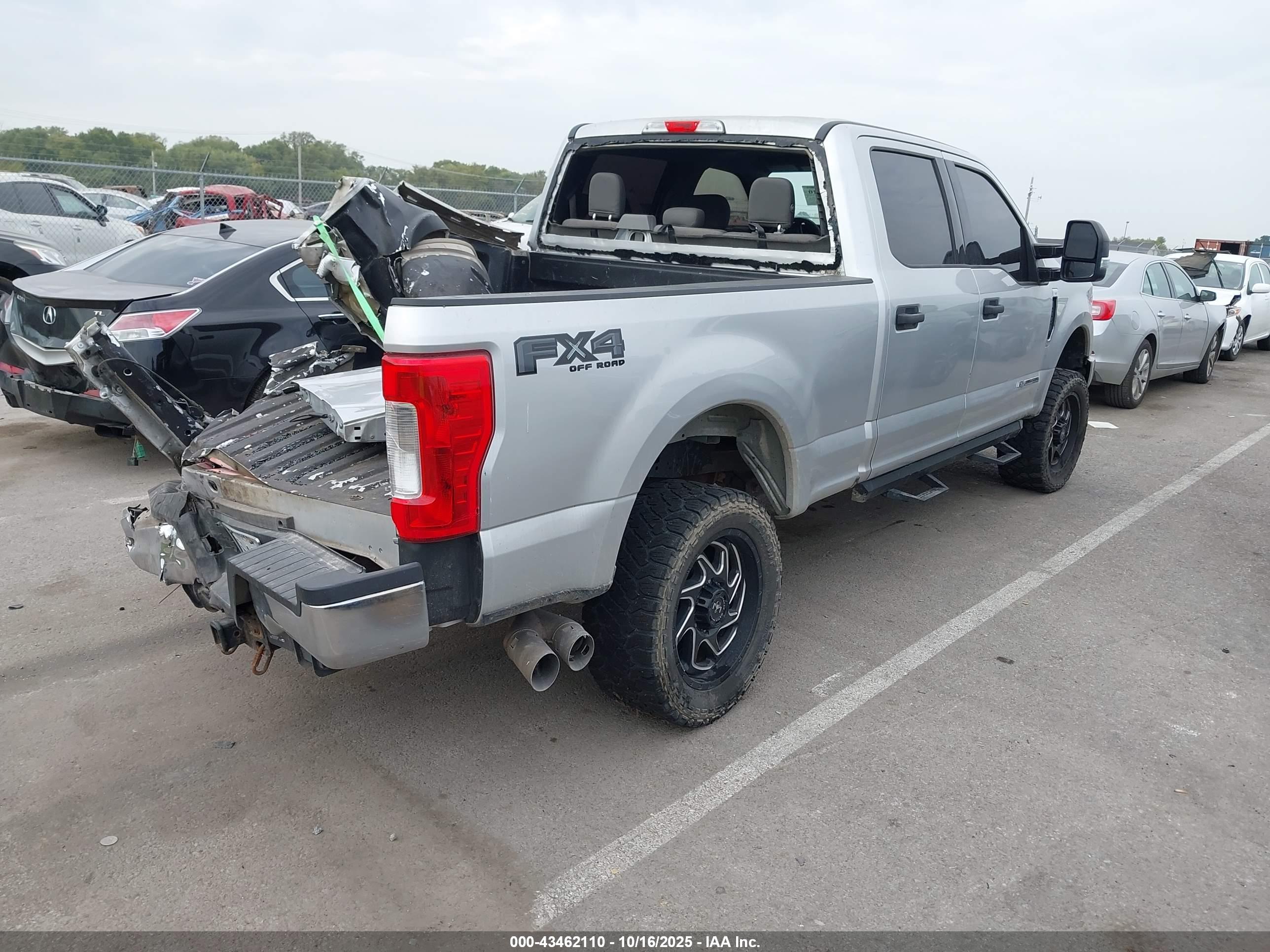 FORD F-250 image 4