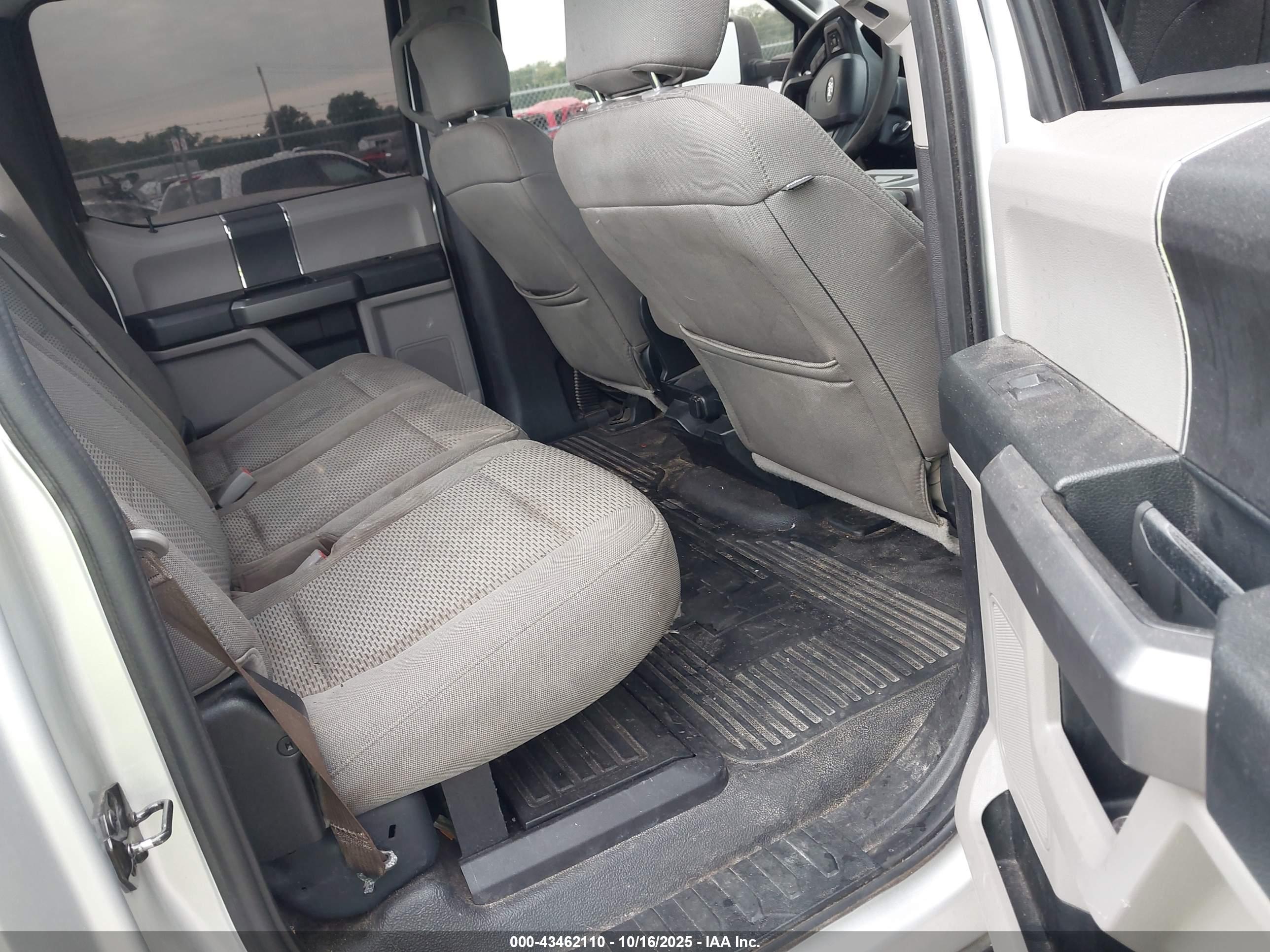 FORD F-250 image 8