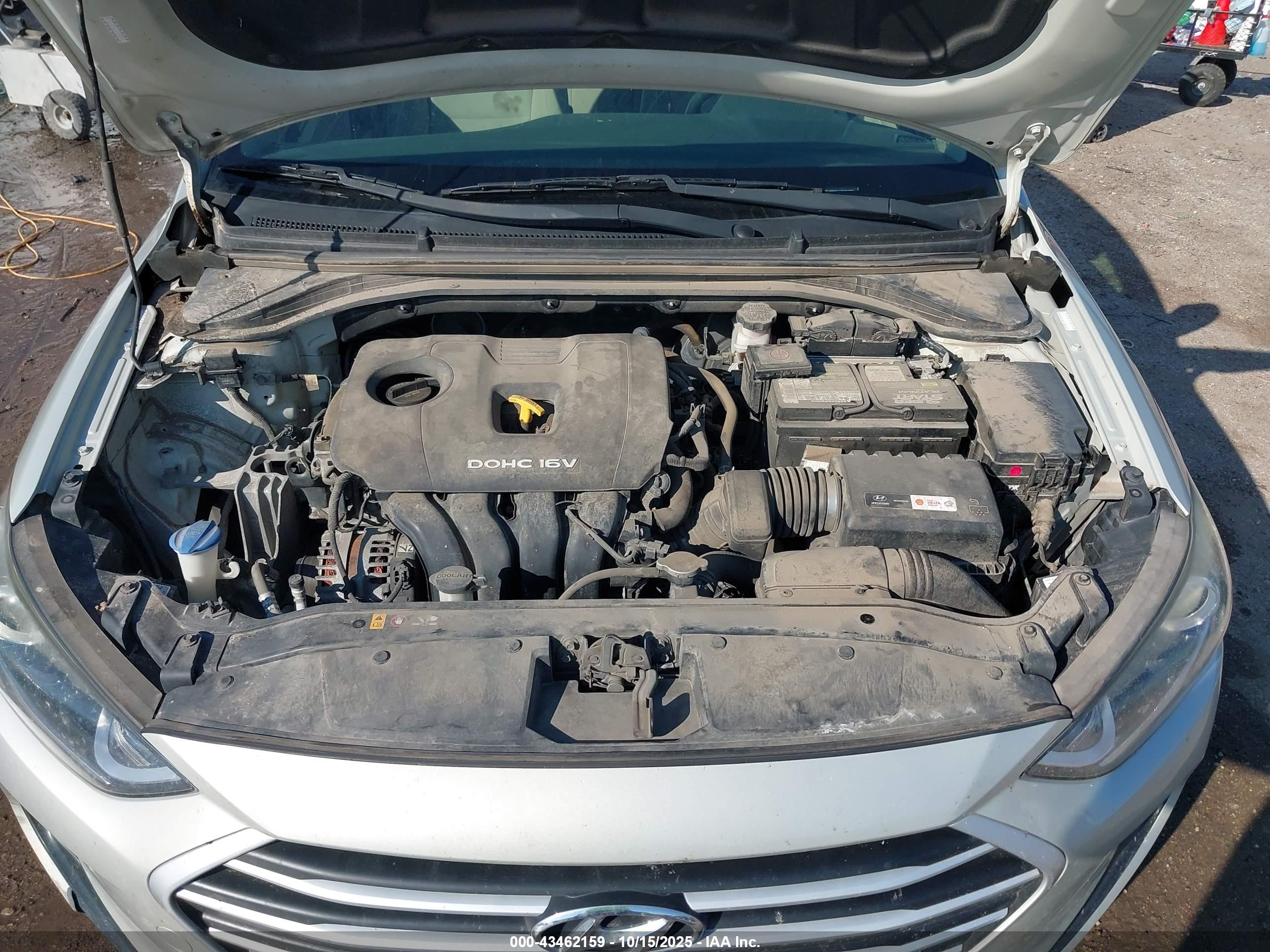 HYUNDAI ELANTRA image 10
