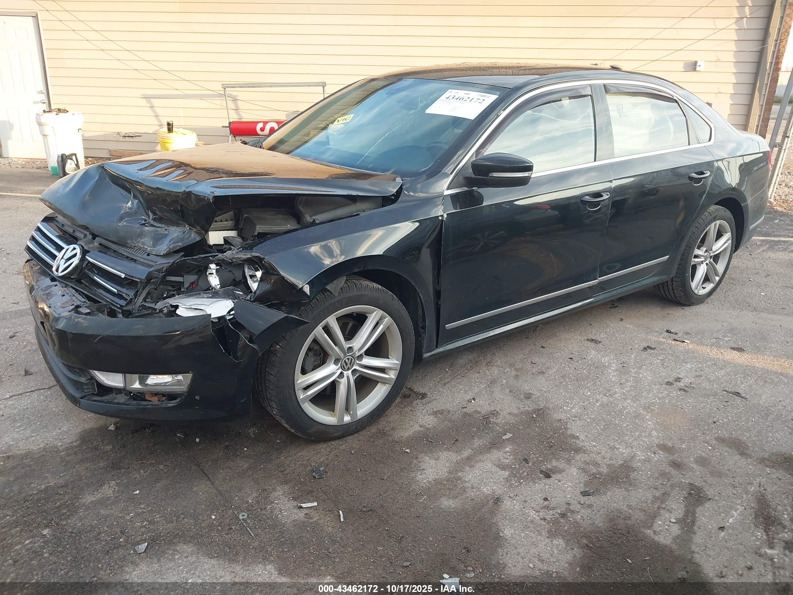 VOLKSWAGEN PASSAT image 2