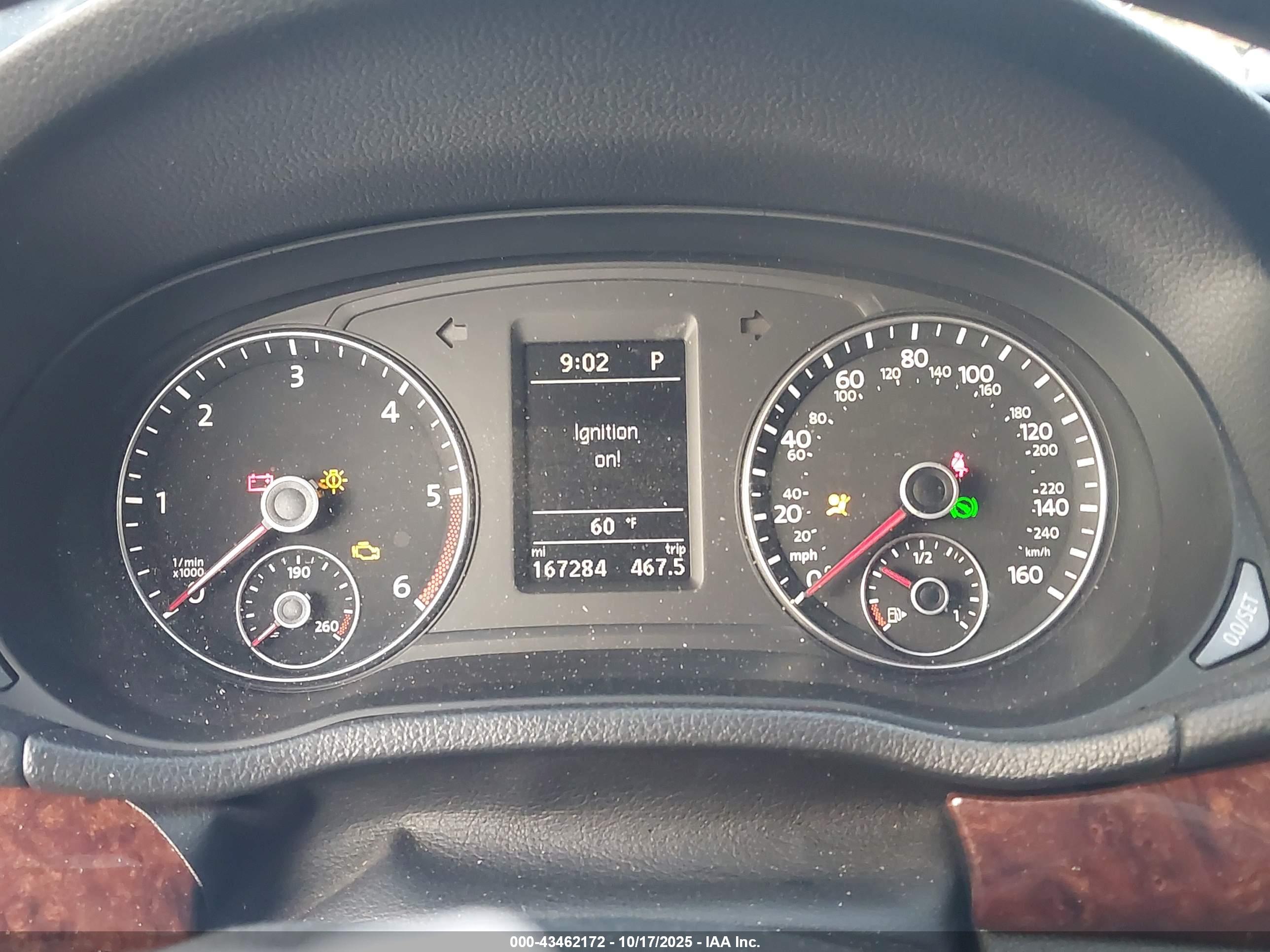 VOLKSWAGEN PASSAT image 7