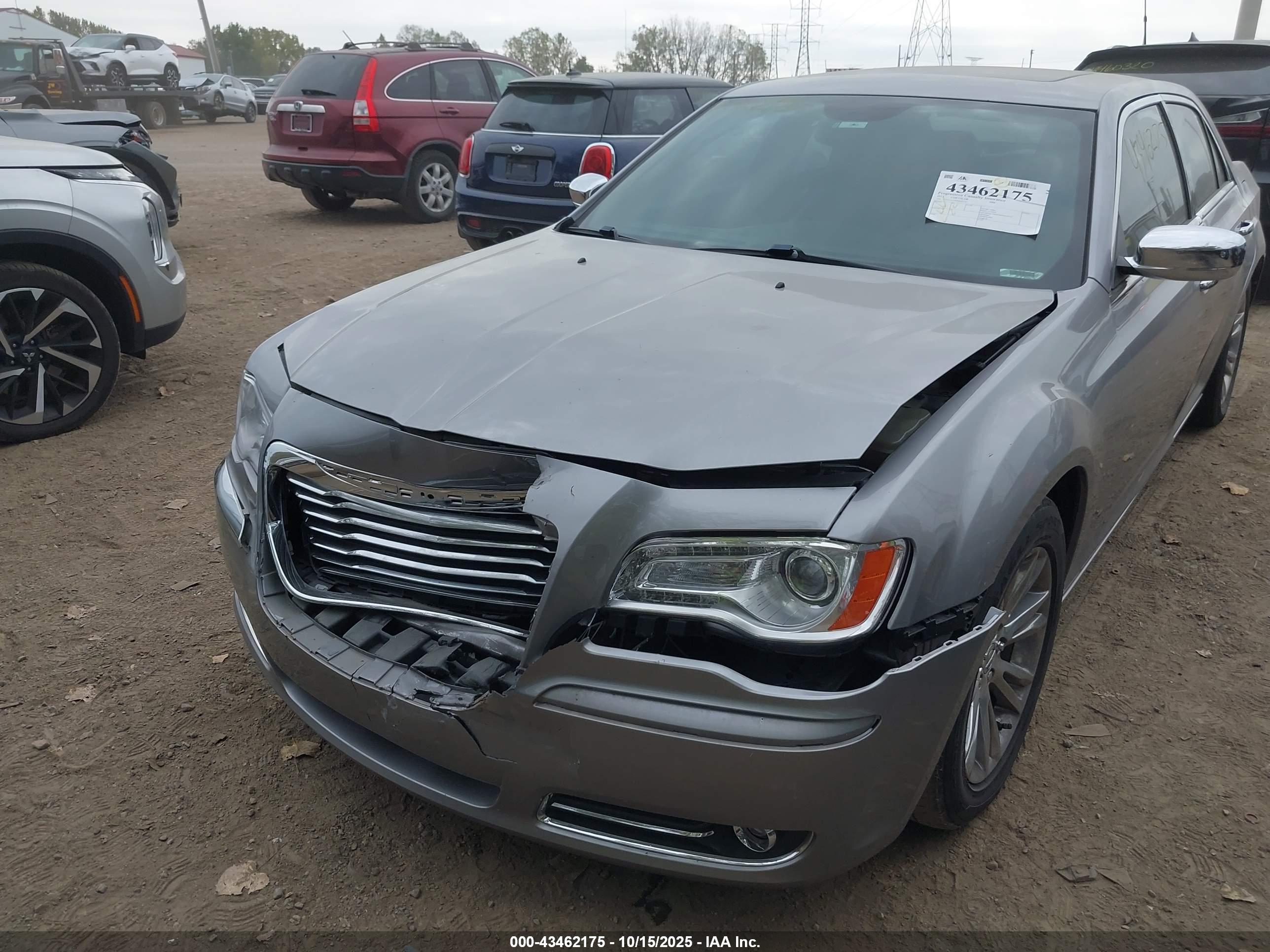CHRYSLER 300C image 6