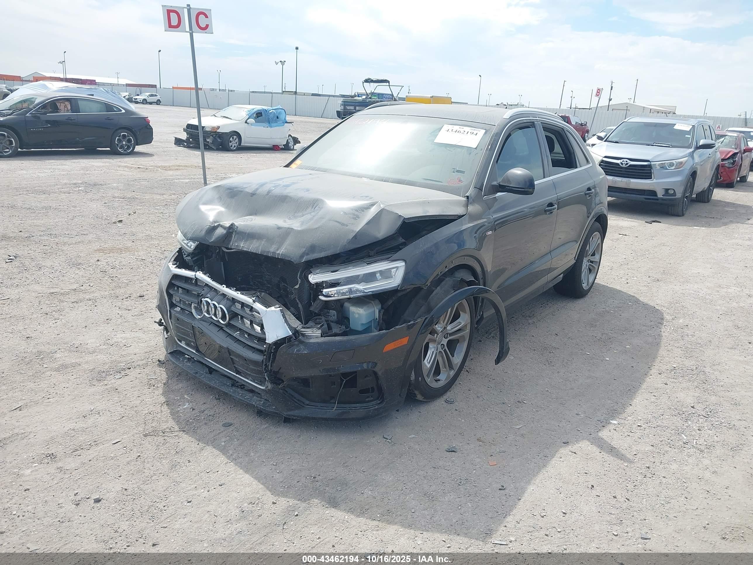 AUDI Q3 image 2