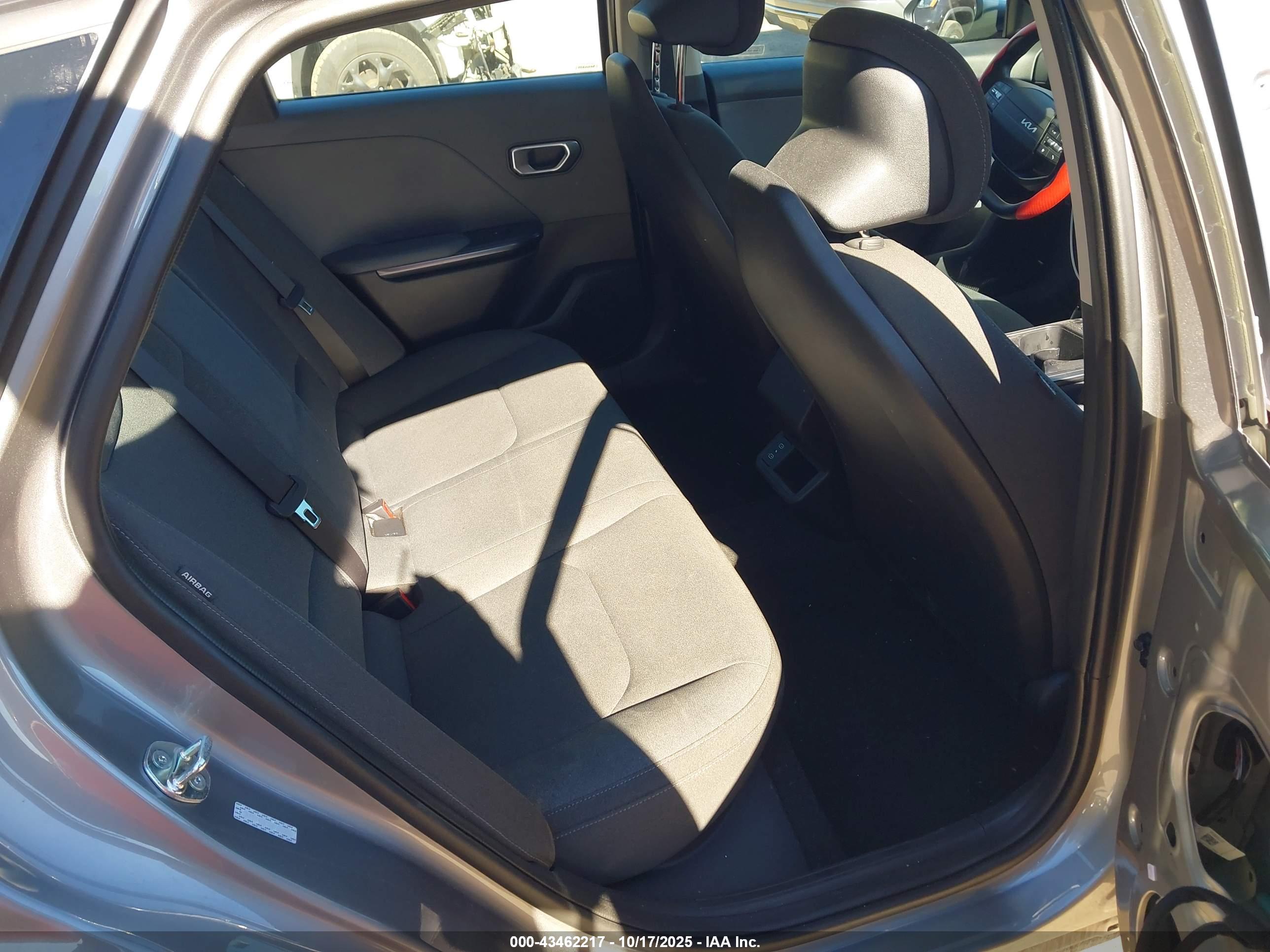 KIA K4 image 8