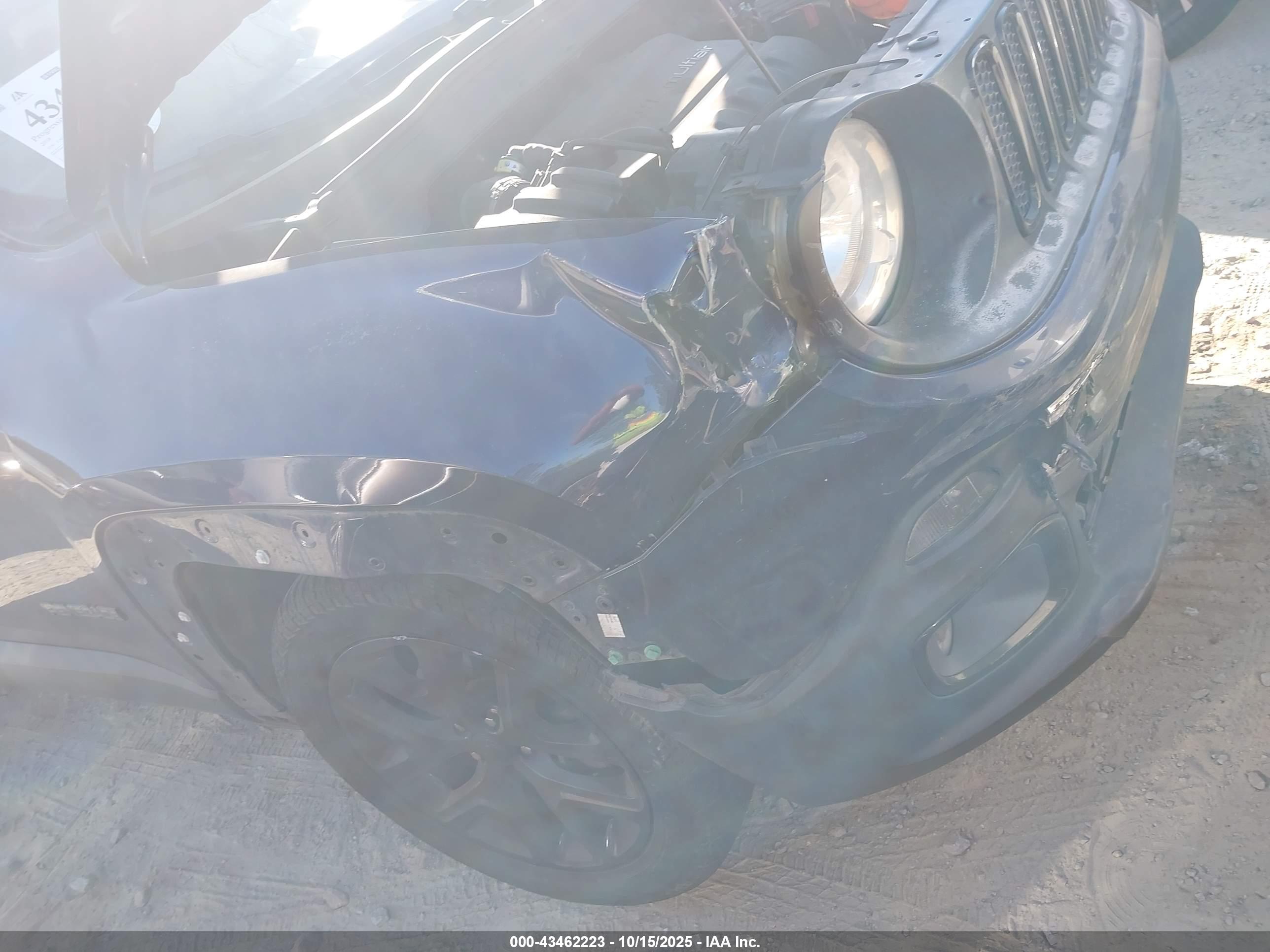 JEEP RENEGADE image 6