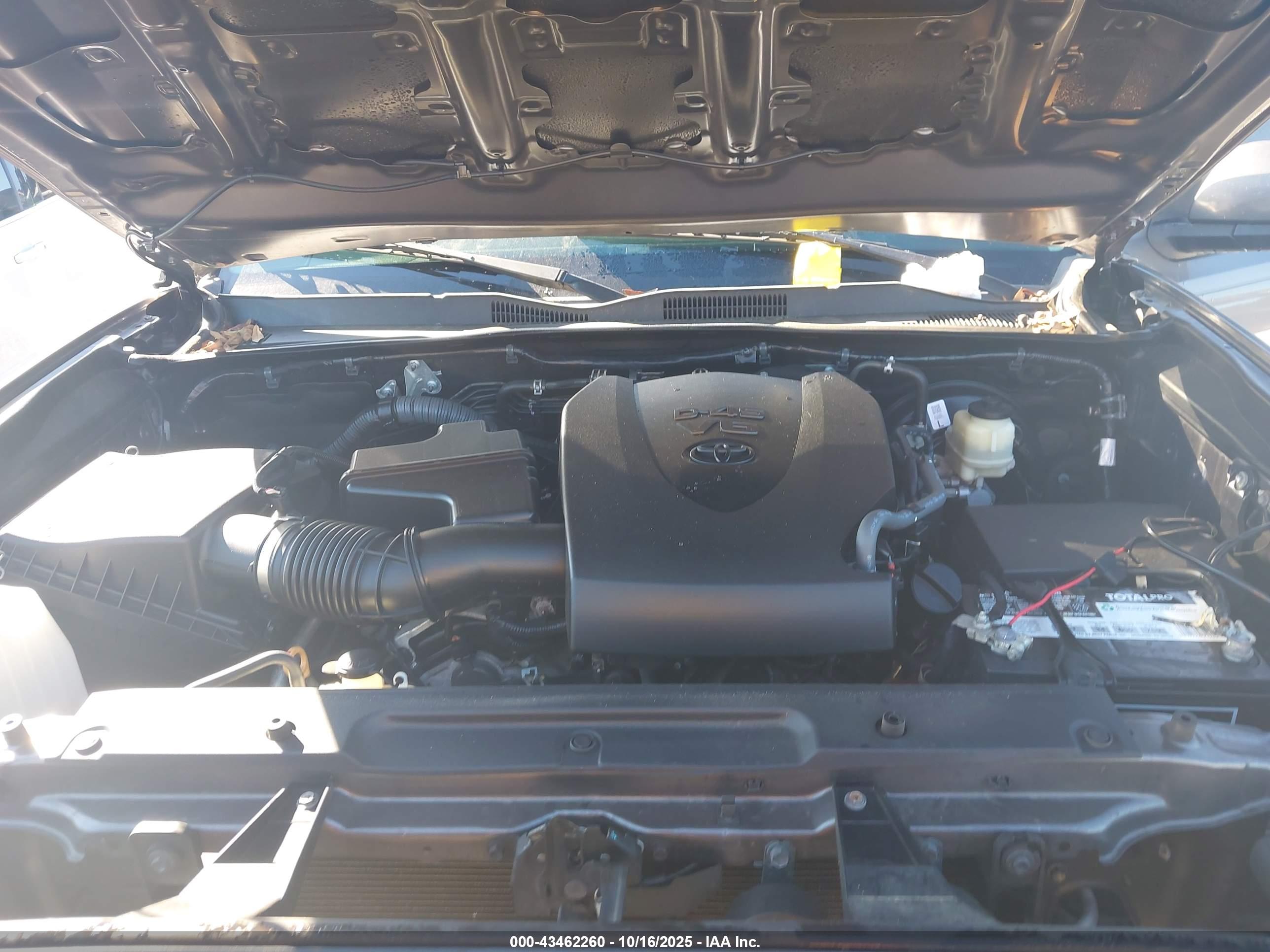 TOYOTA TACOMA image 10