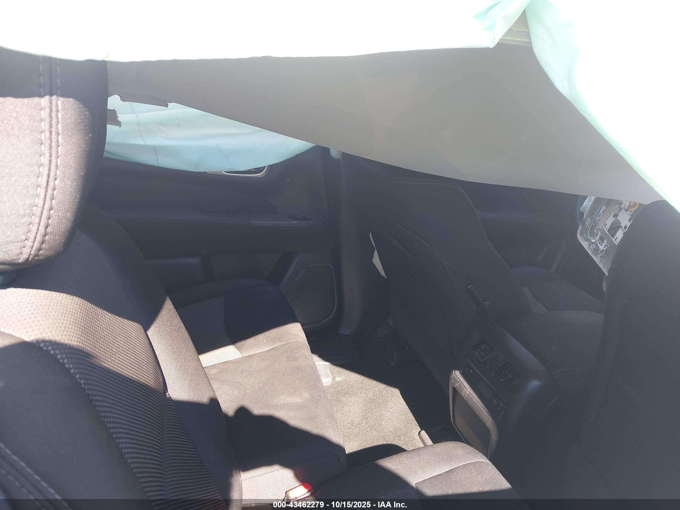 NISSAN PATHFINDER image 8