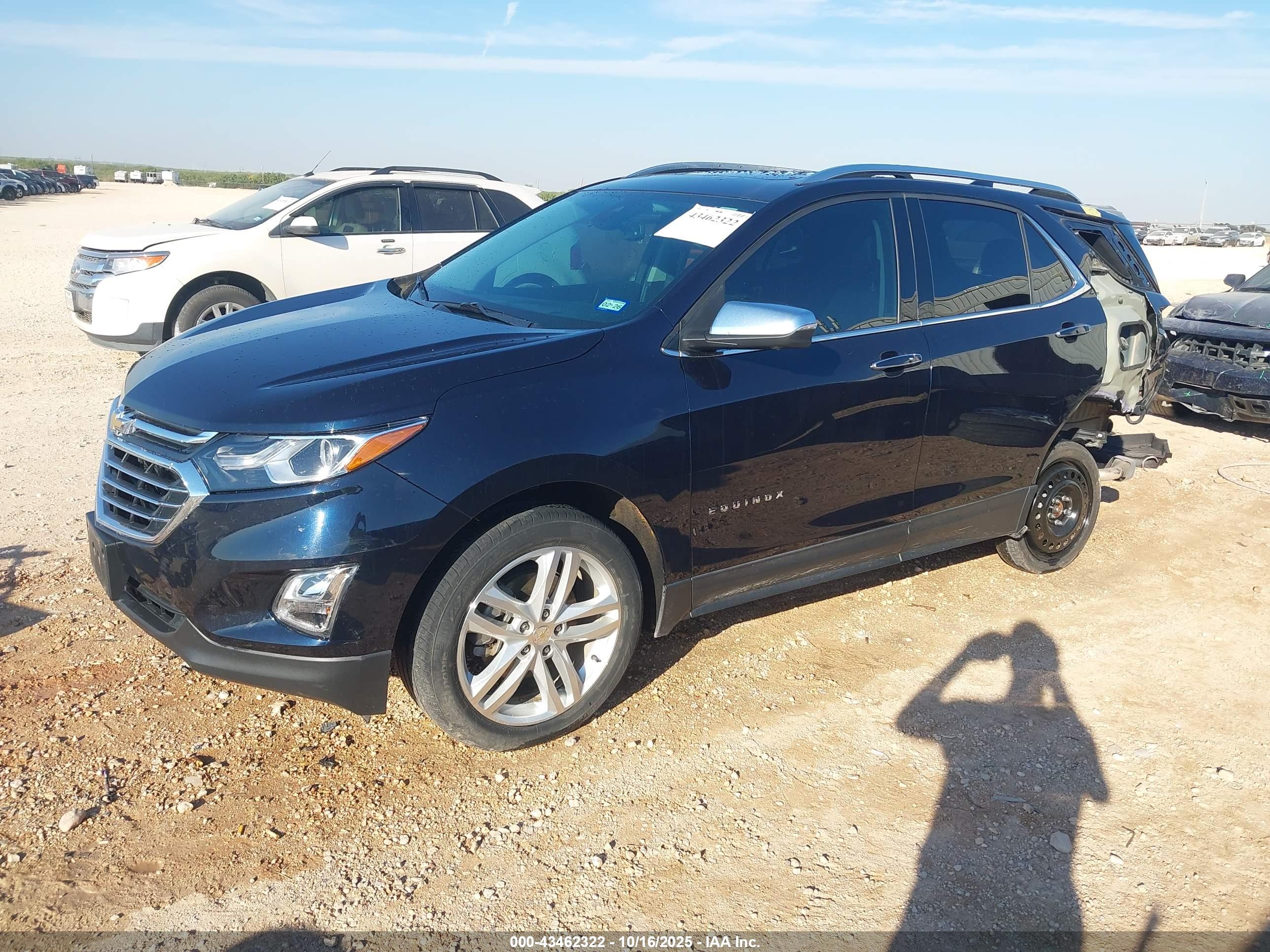 CHEVROLET EQUINOX image 2