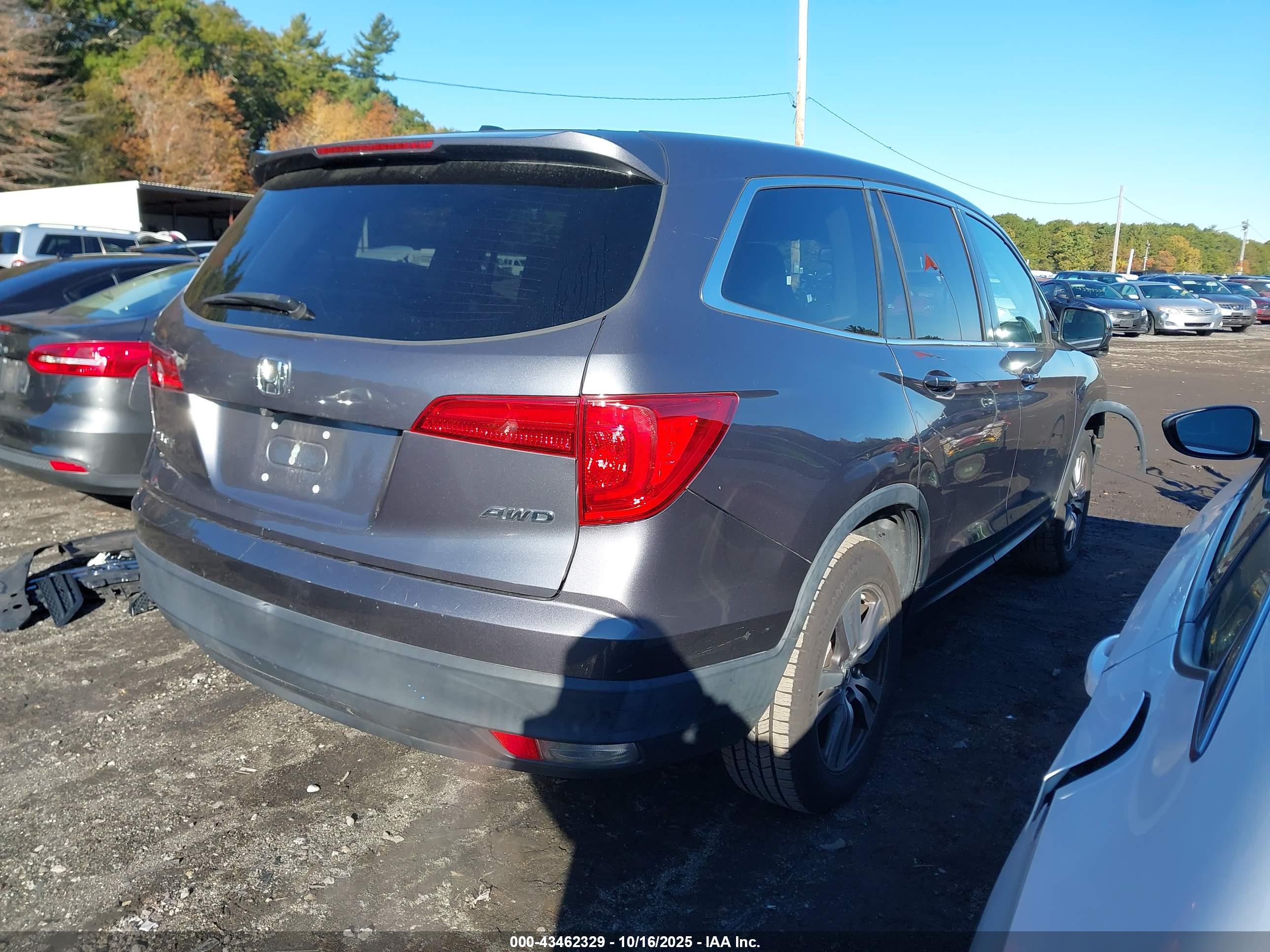 HONDA PILOT image 4