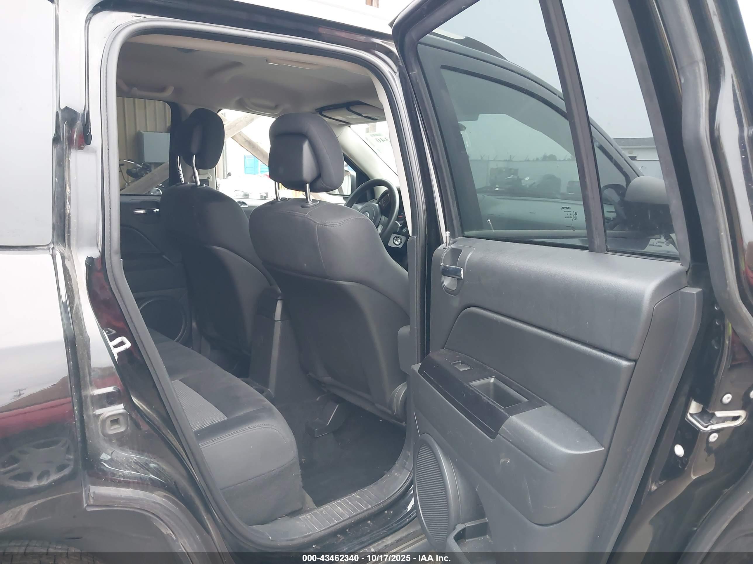 JEEP COMPASS image 8