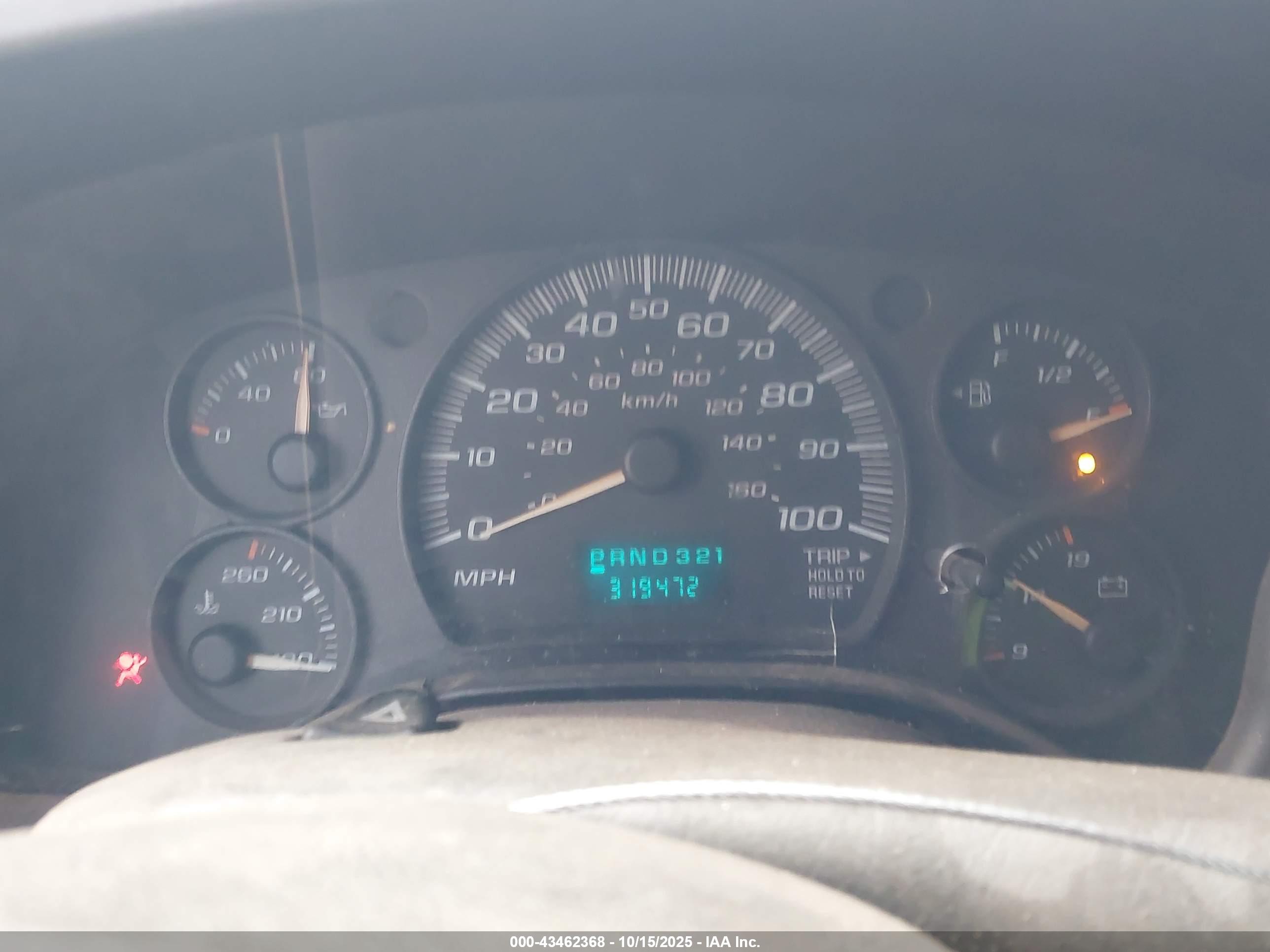 GMC SAVANA image 7