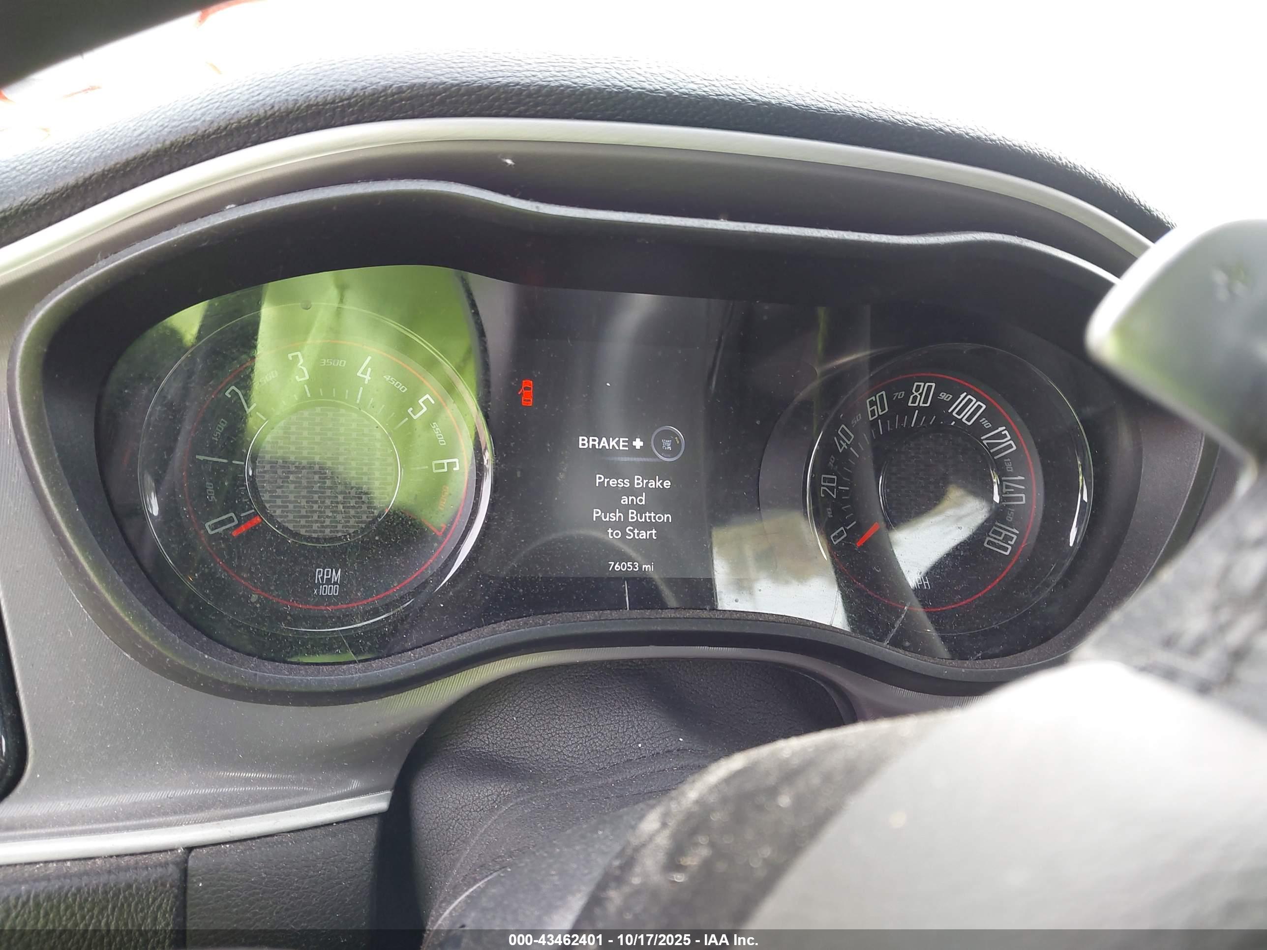 DODGE CHALLENGER image 7