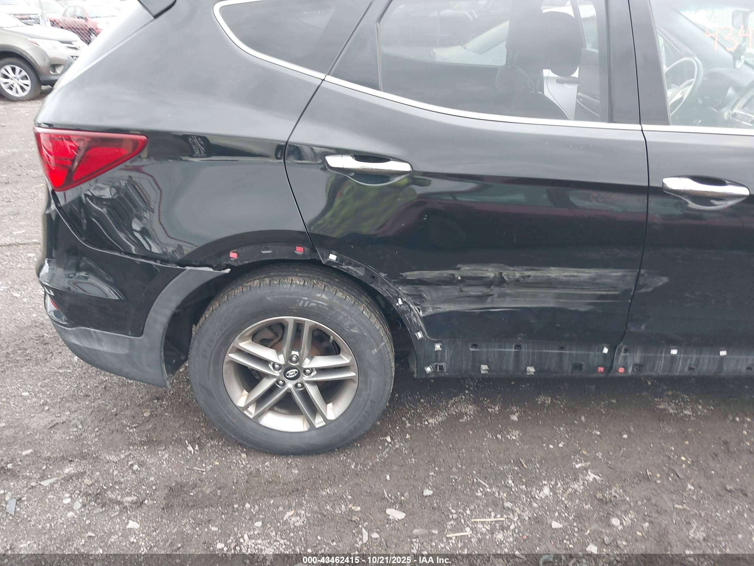 HYUNDAI SANTA image 6
