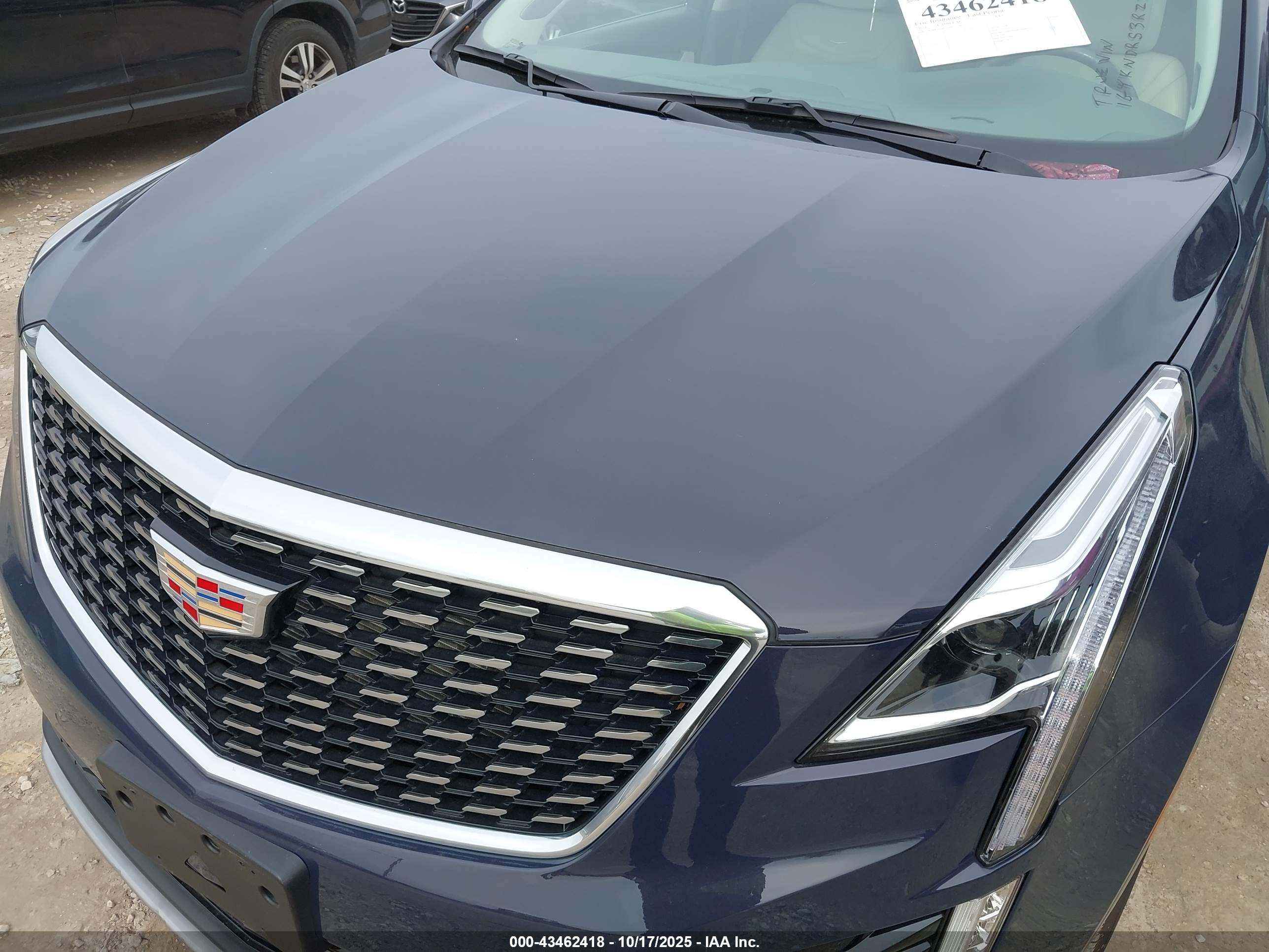 CADILLAC XT5 image 6