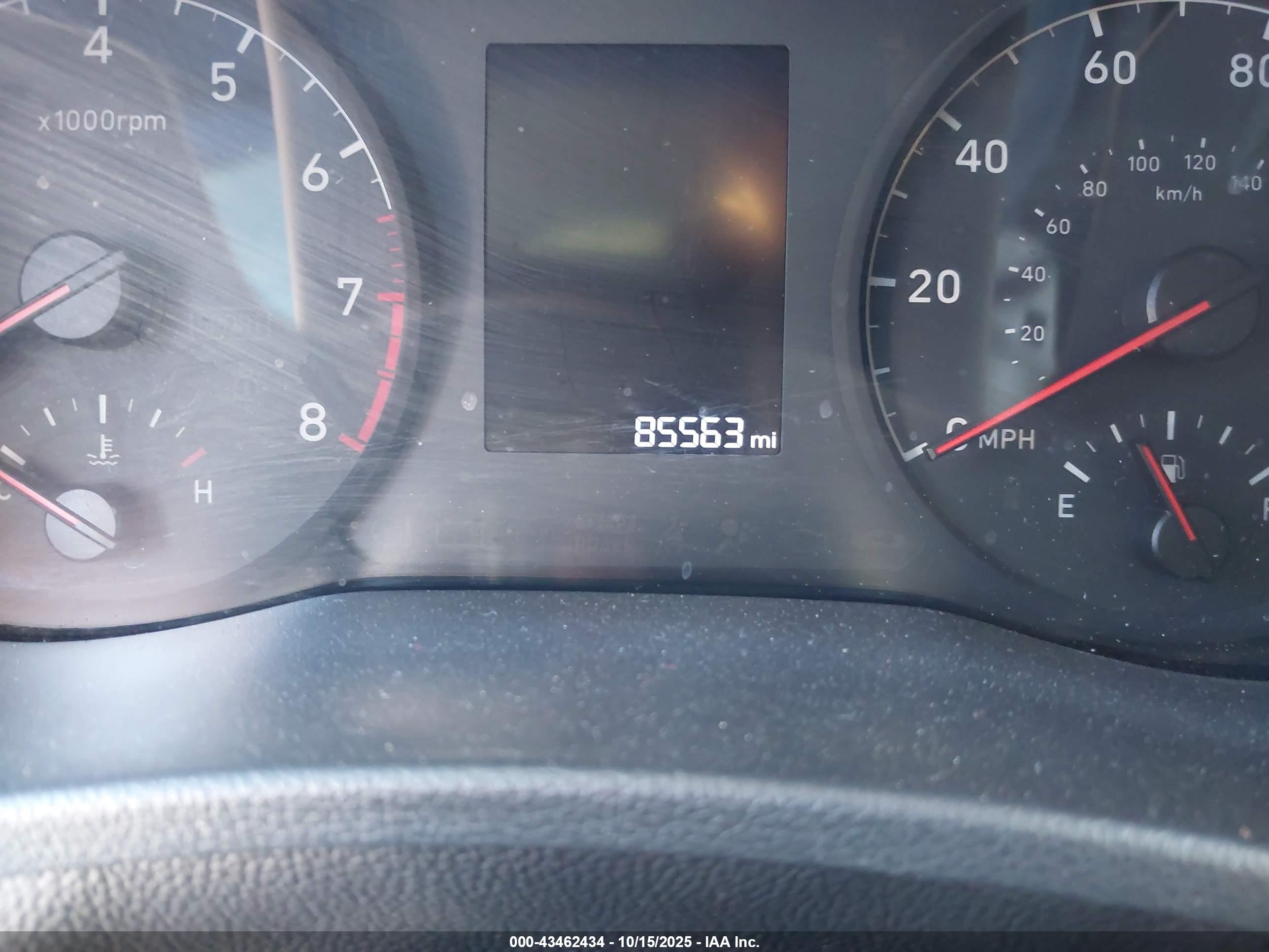 HYUNDAI ACCENT image 7