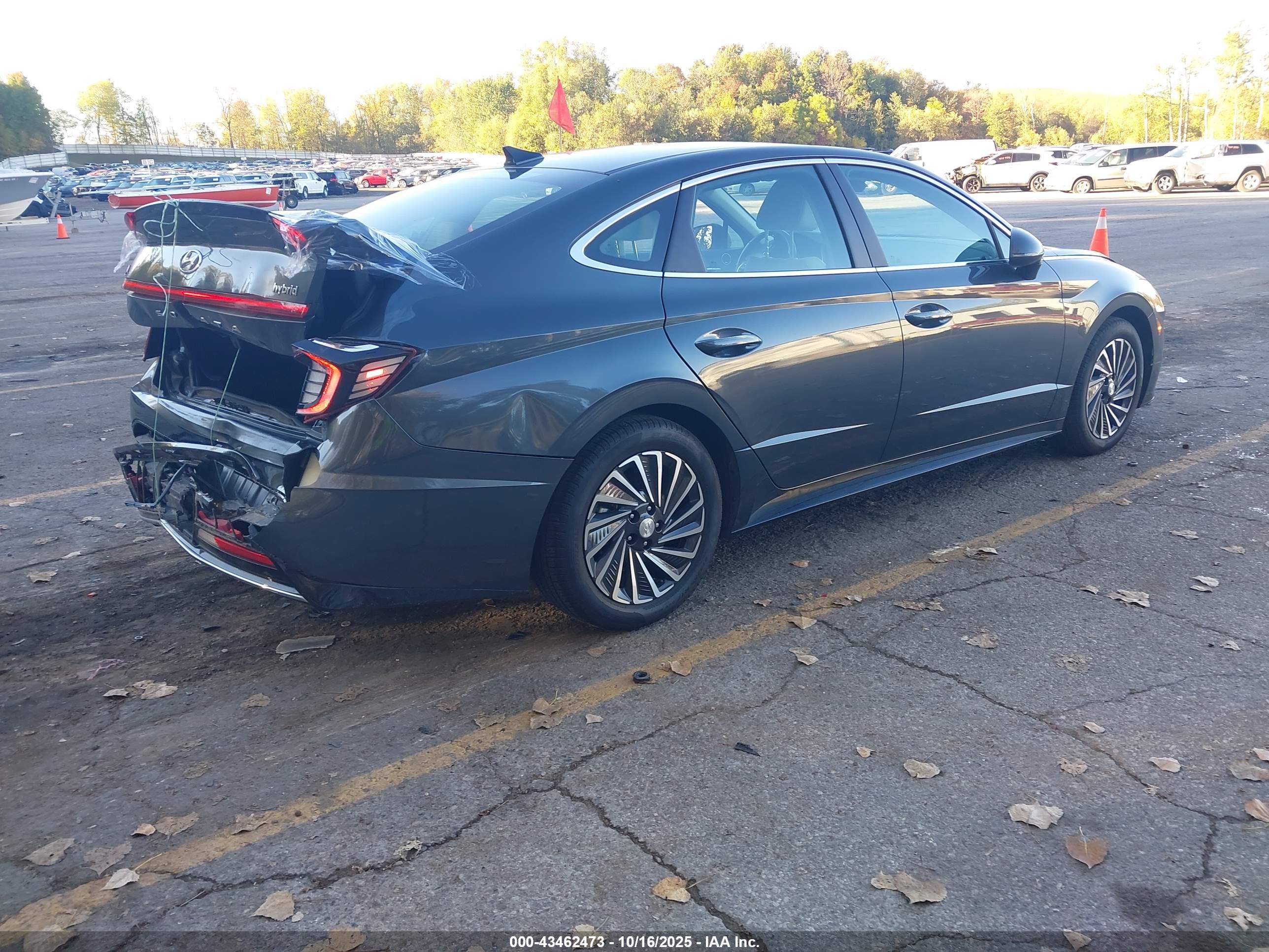 HYUNDAI SONATA image 4