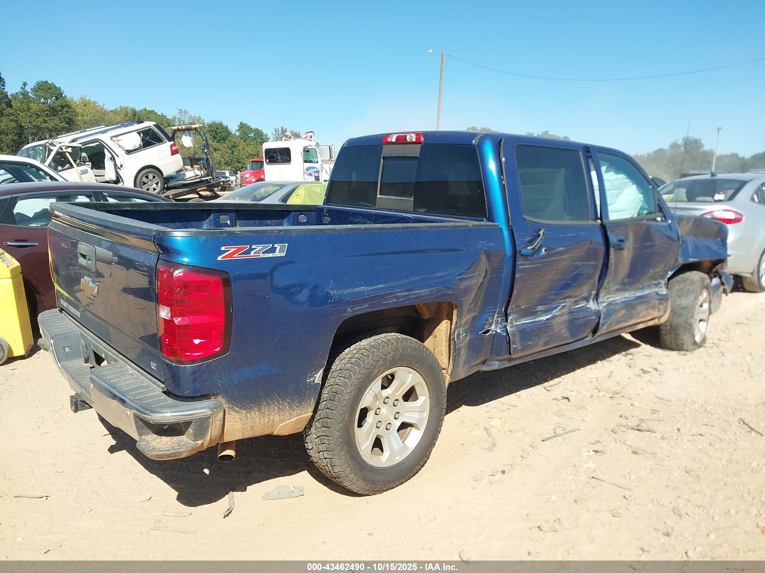 CHEVROLET SILVERADO image 4