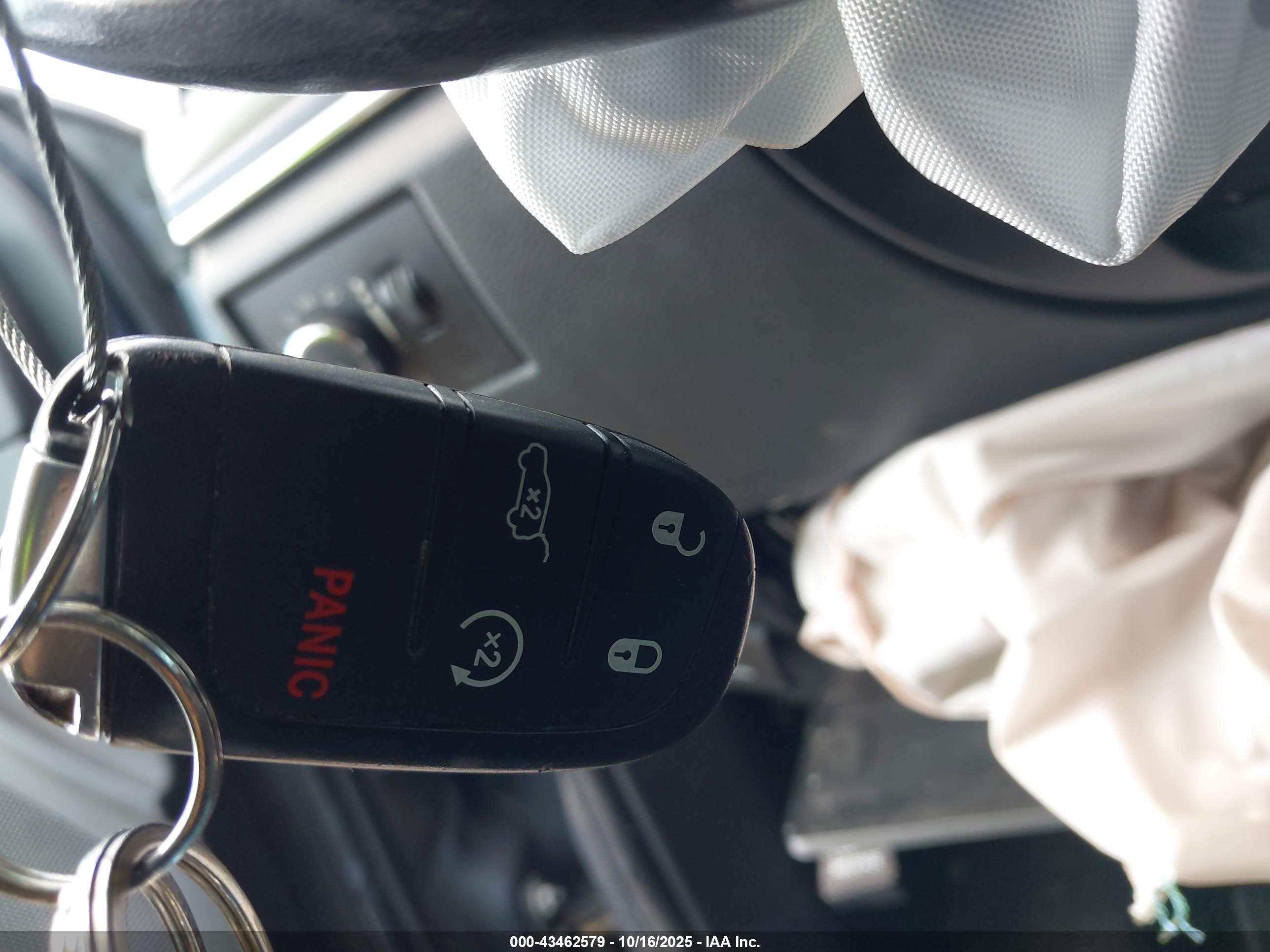 JEEP GRAND image 11