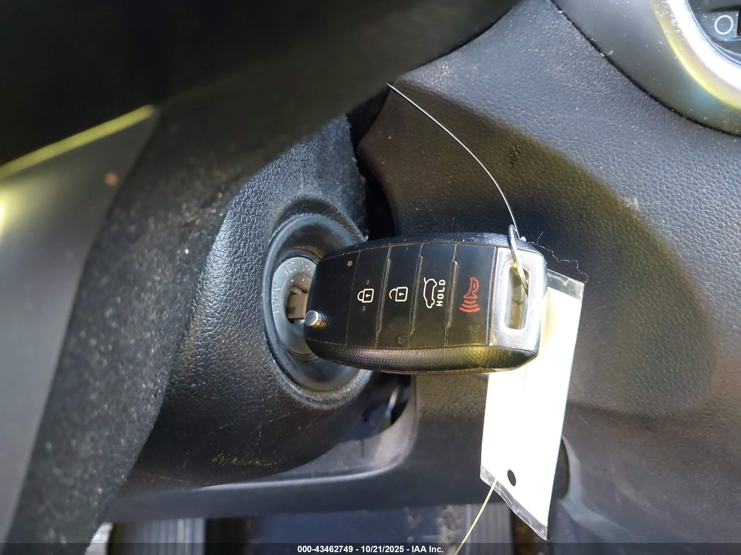 KIA SORENTO image 11