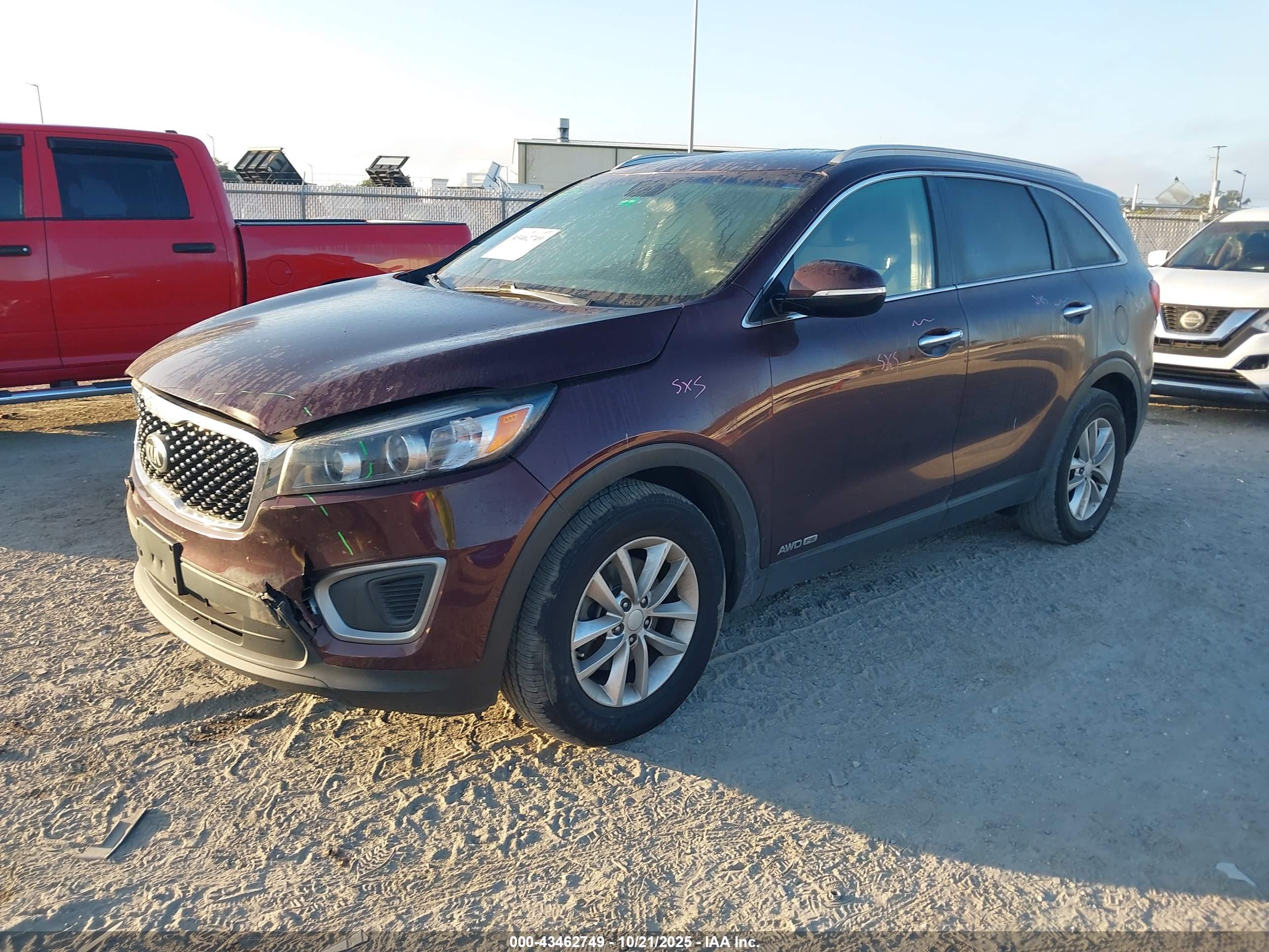 KIA SORENTO image 2