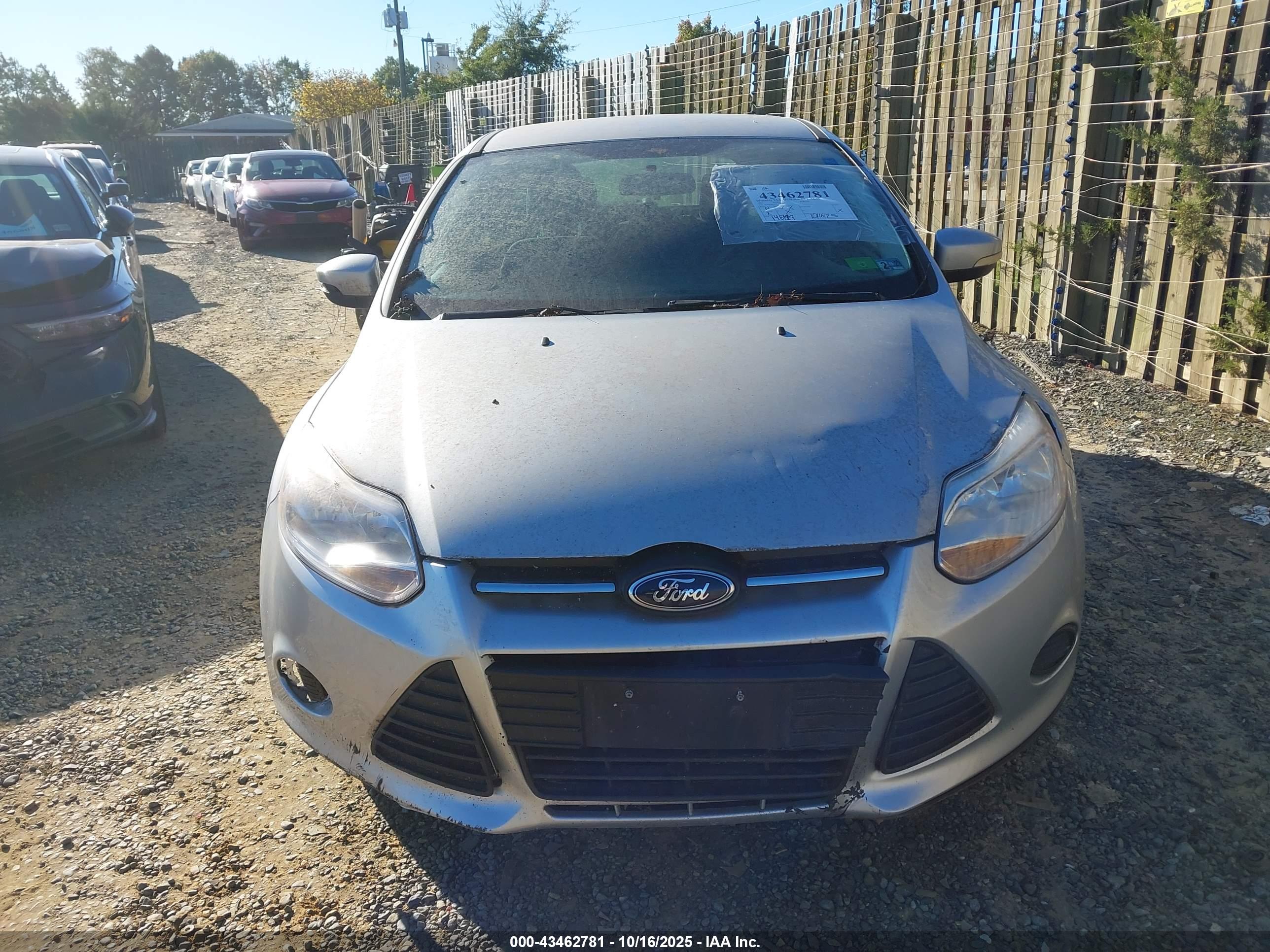 FORD FOCUS image 6