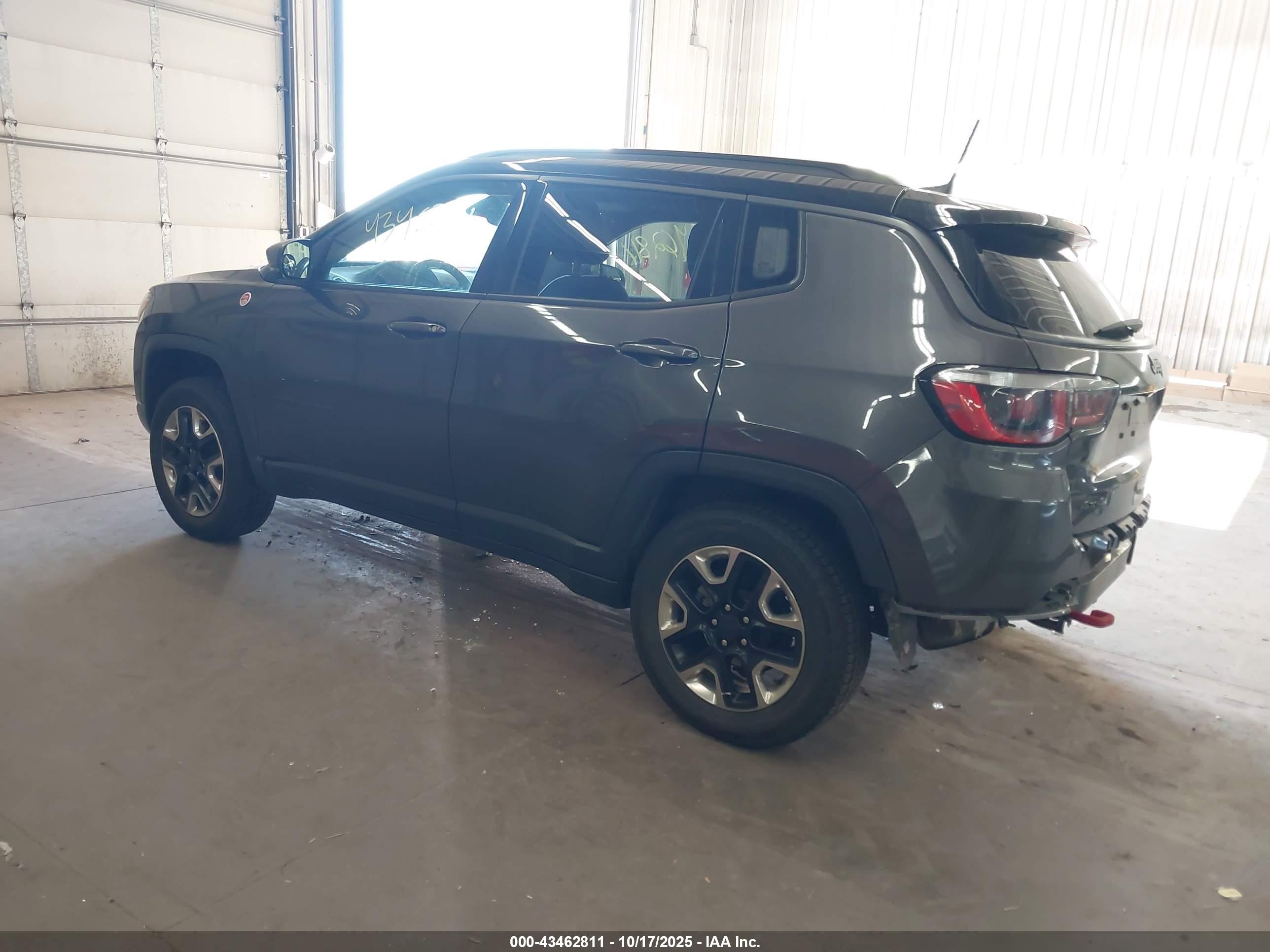 JEEP COMPASS image 3
