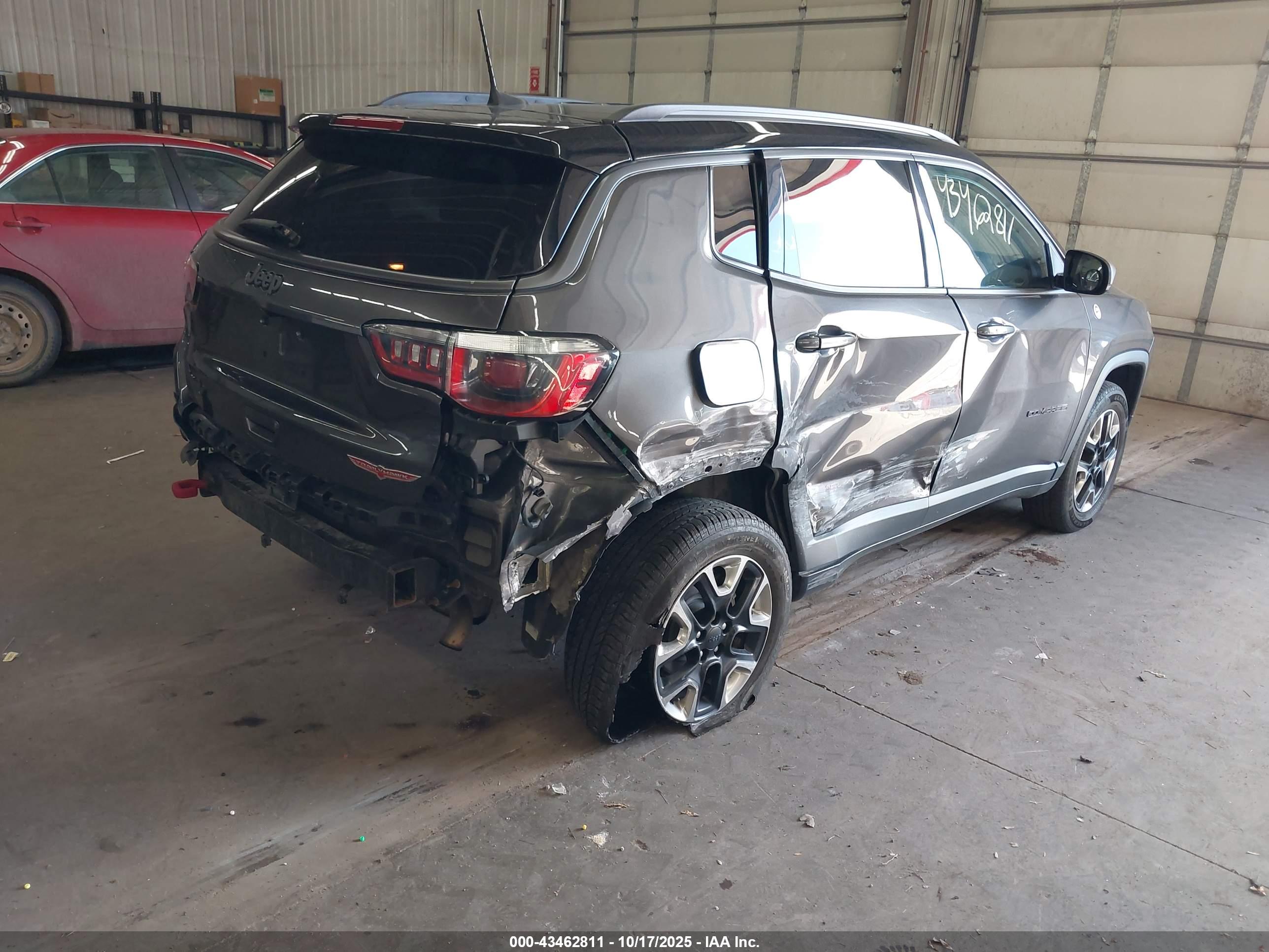JEEP COMPASS image 4