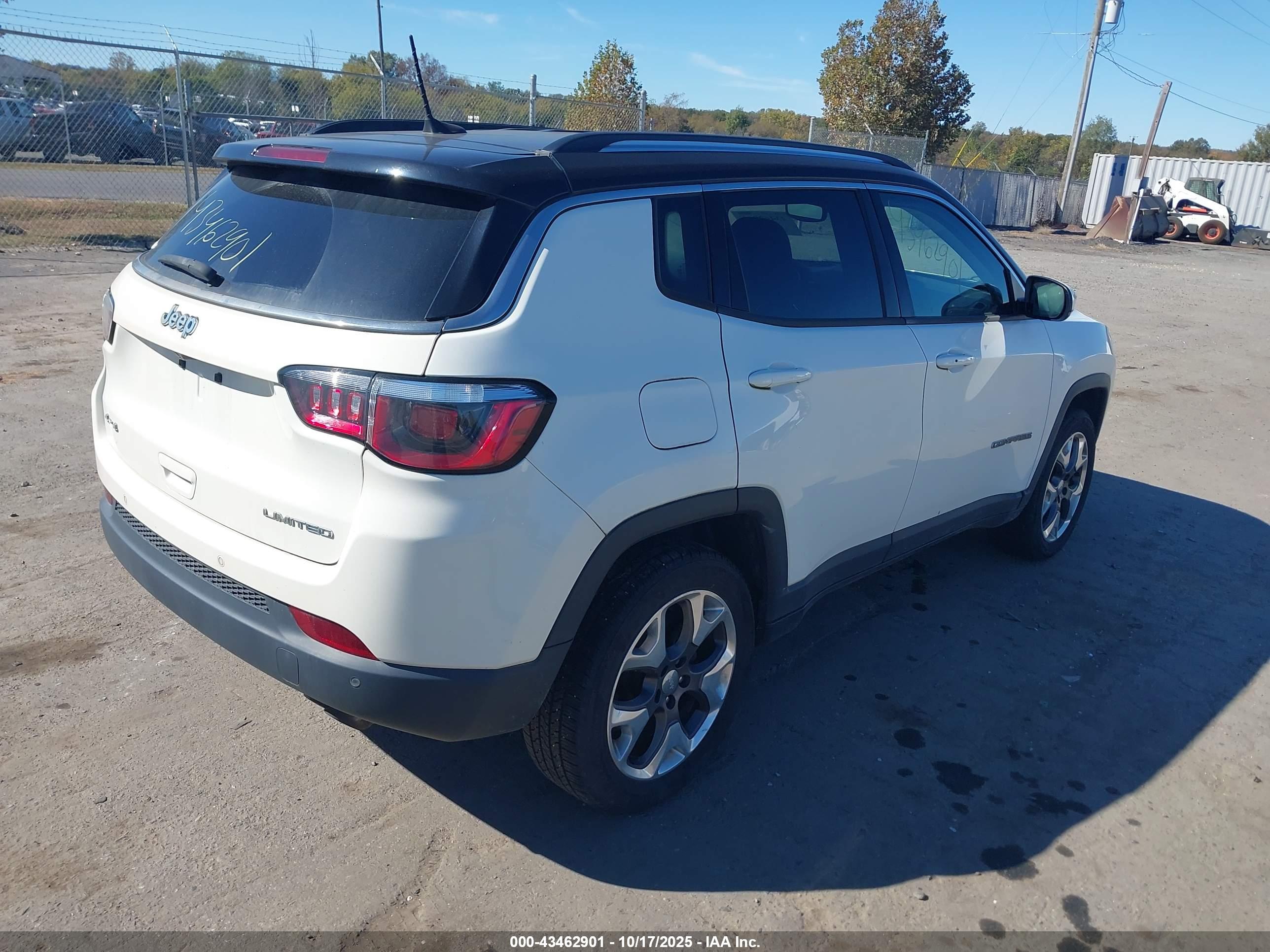 JEEP COMPASS image 4