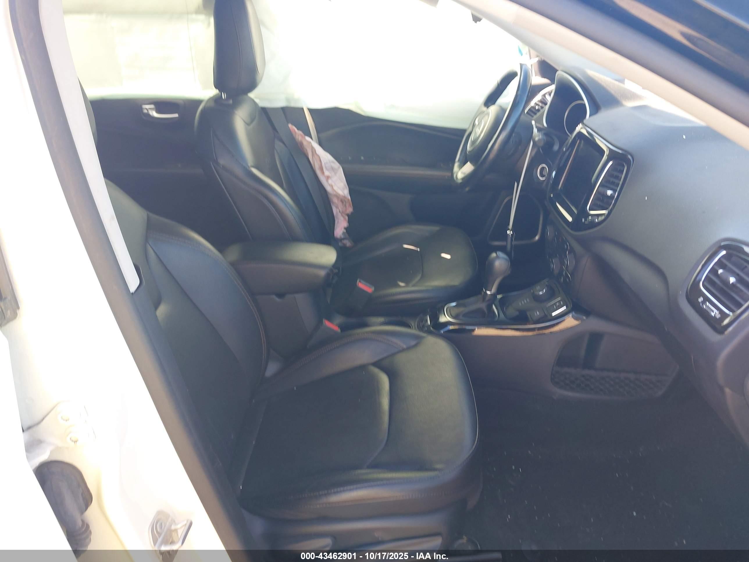 JEEP COMPASS image 5