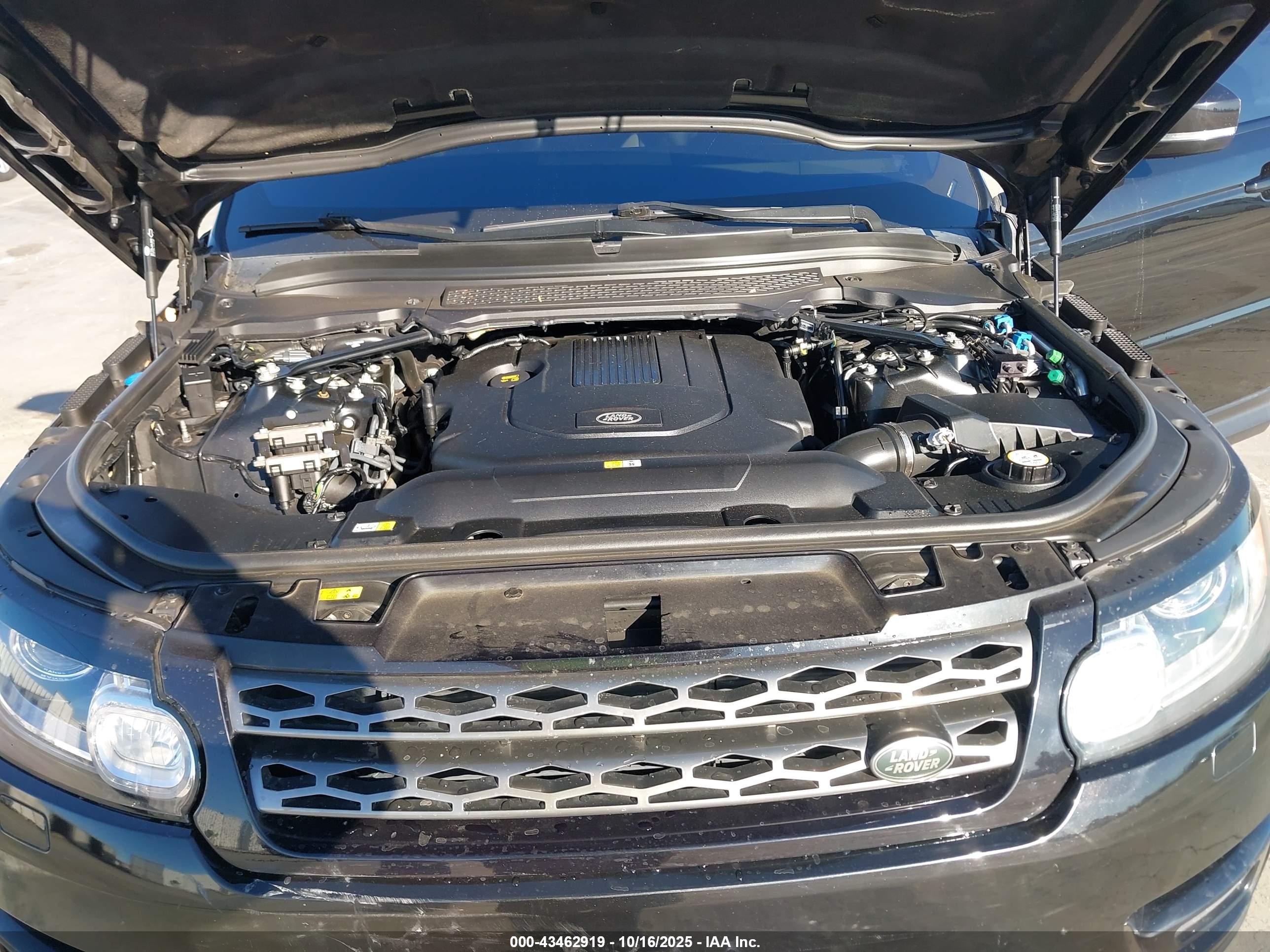 LAND ROVER image 10