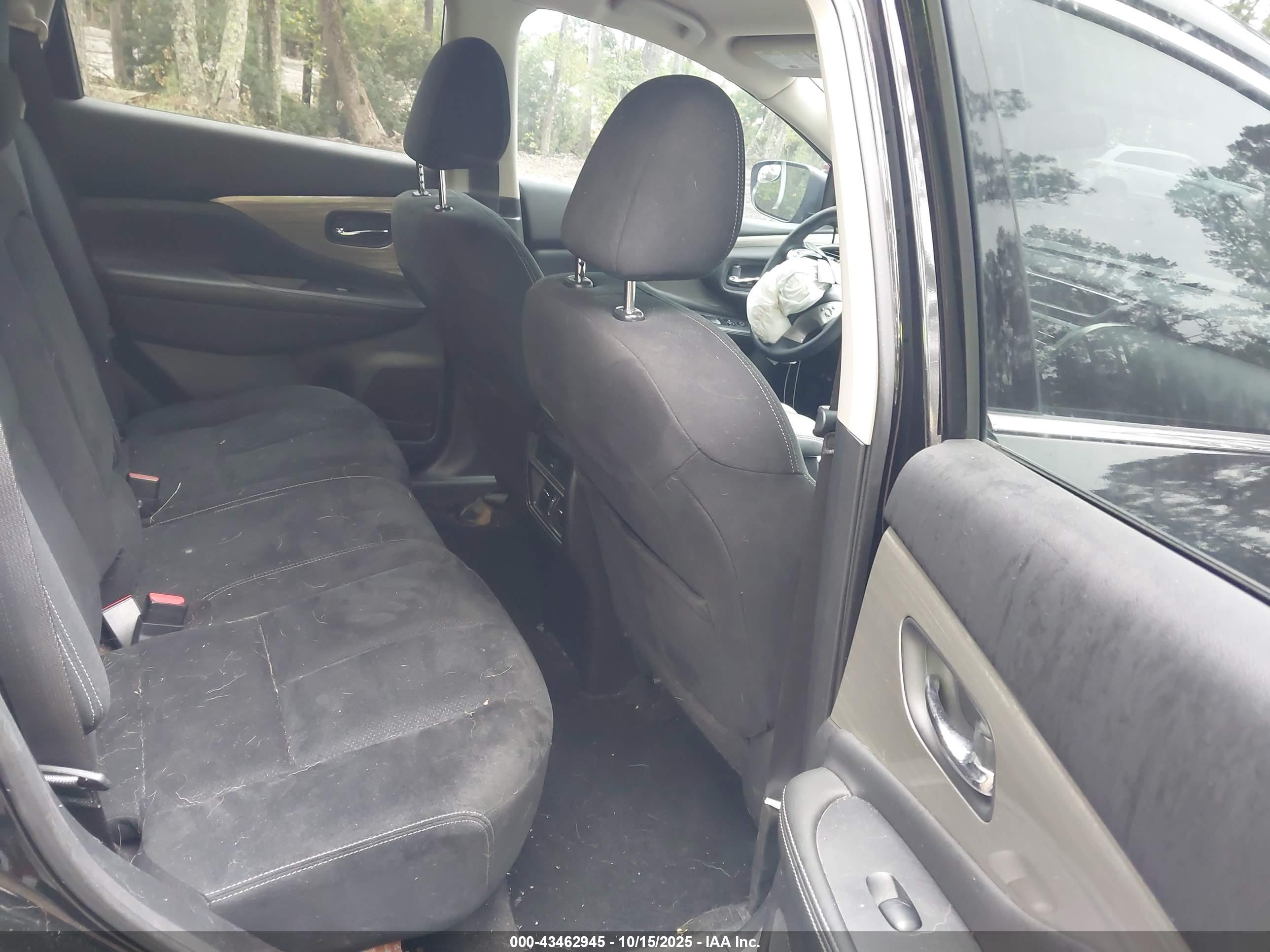 NISSAN MURANO image 8