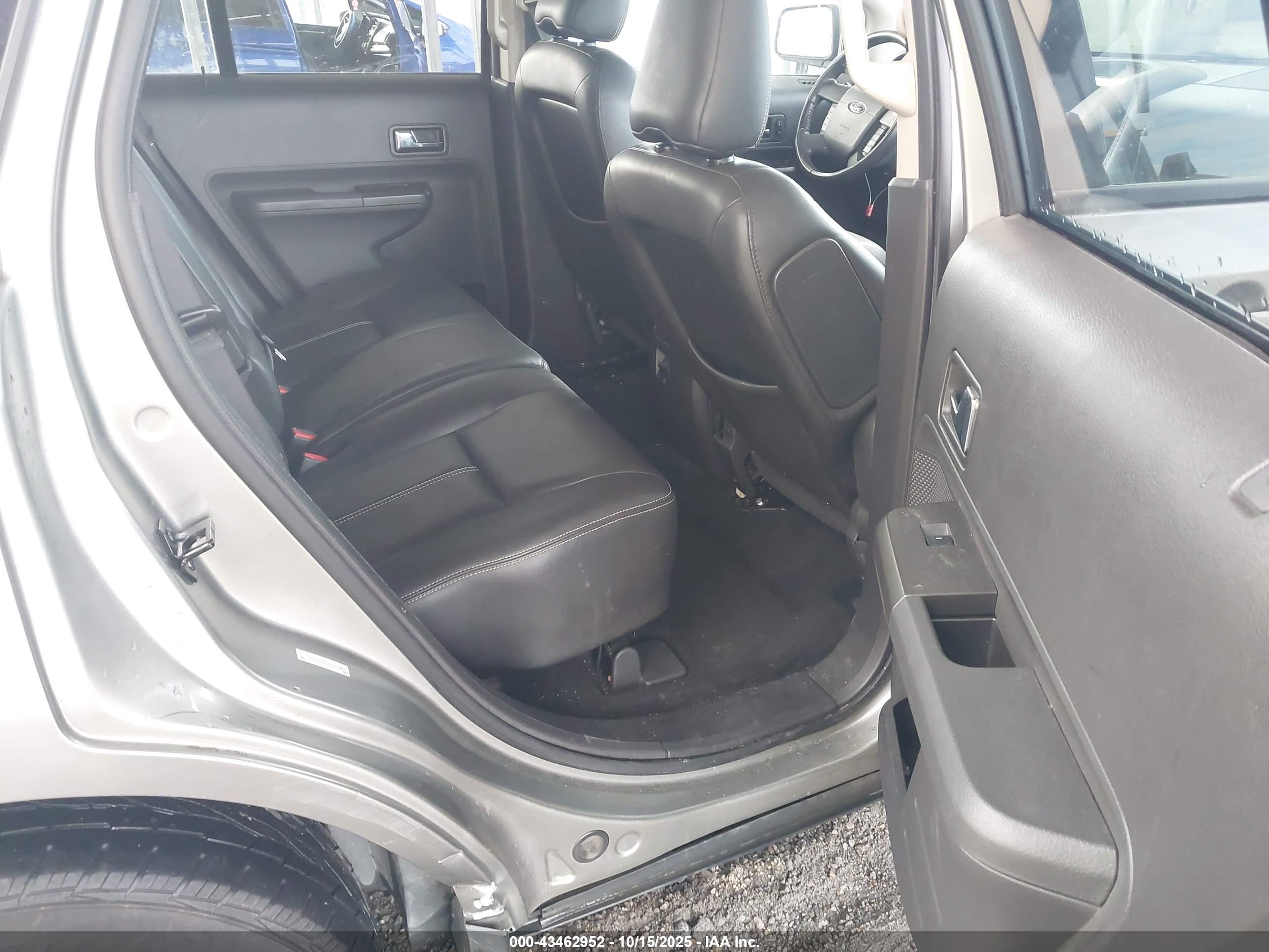 FORD EDGE image 8