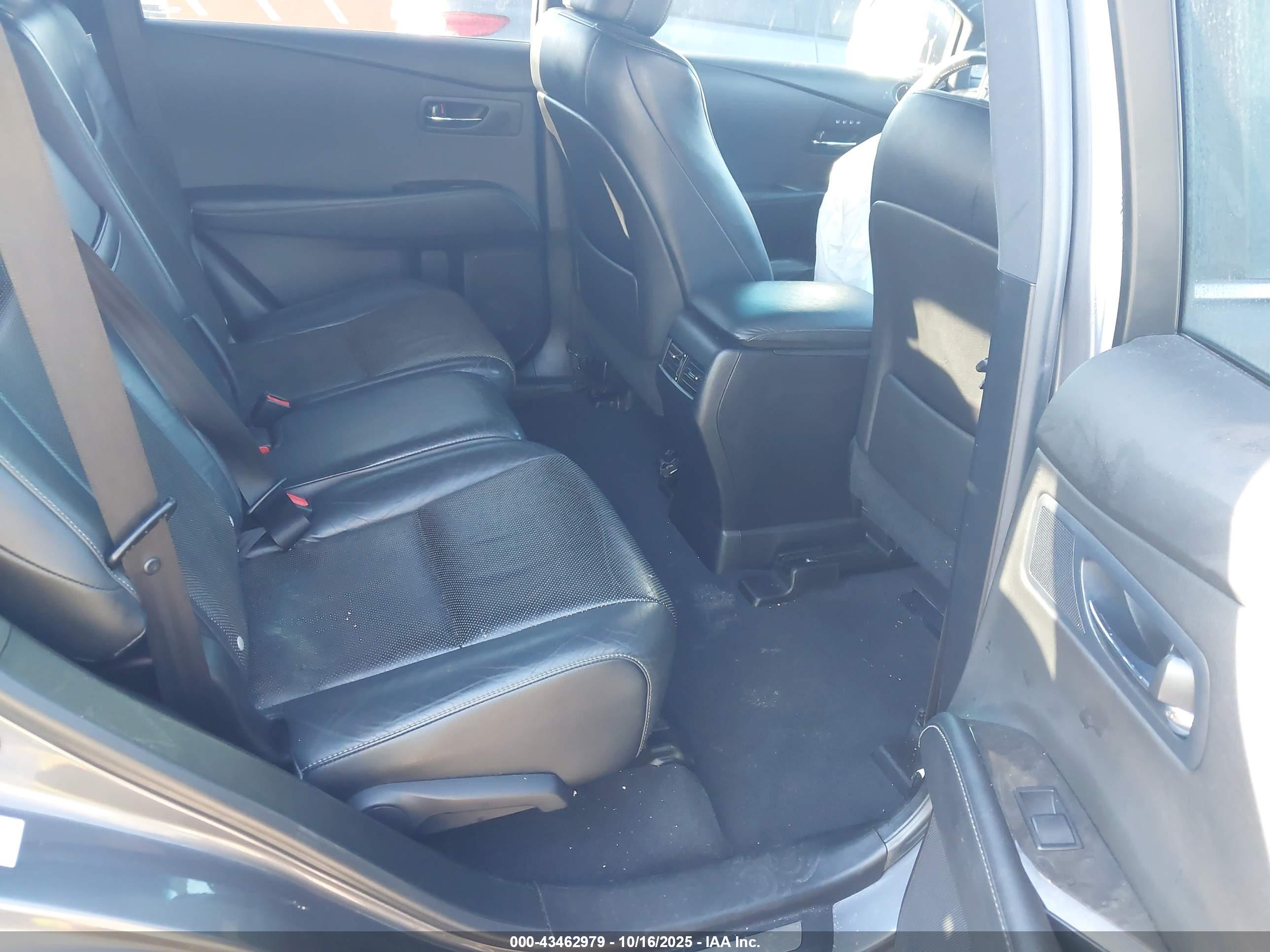 LEXUS RX image 8