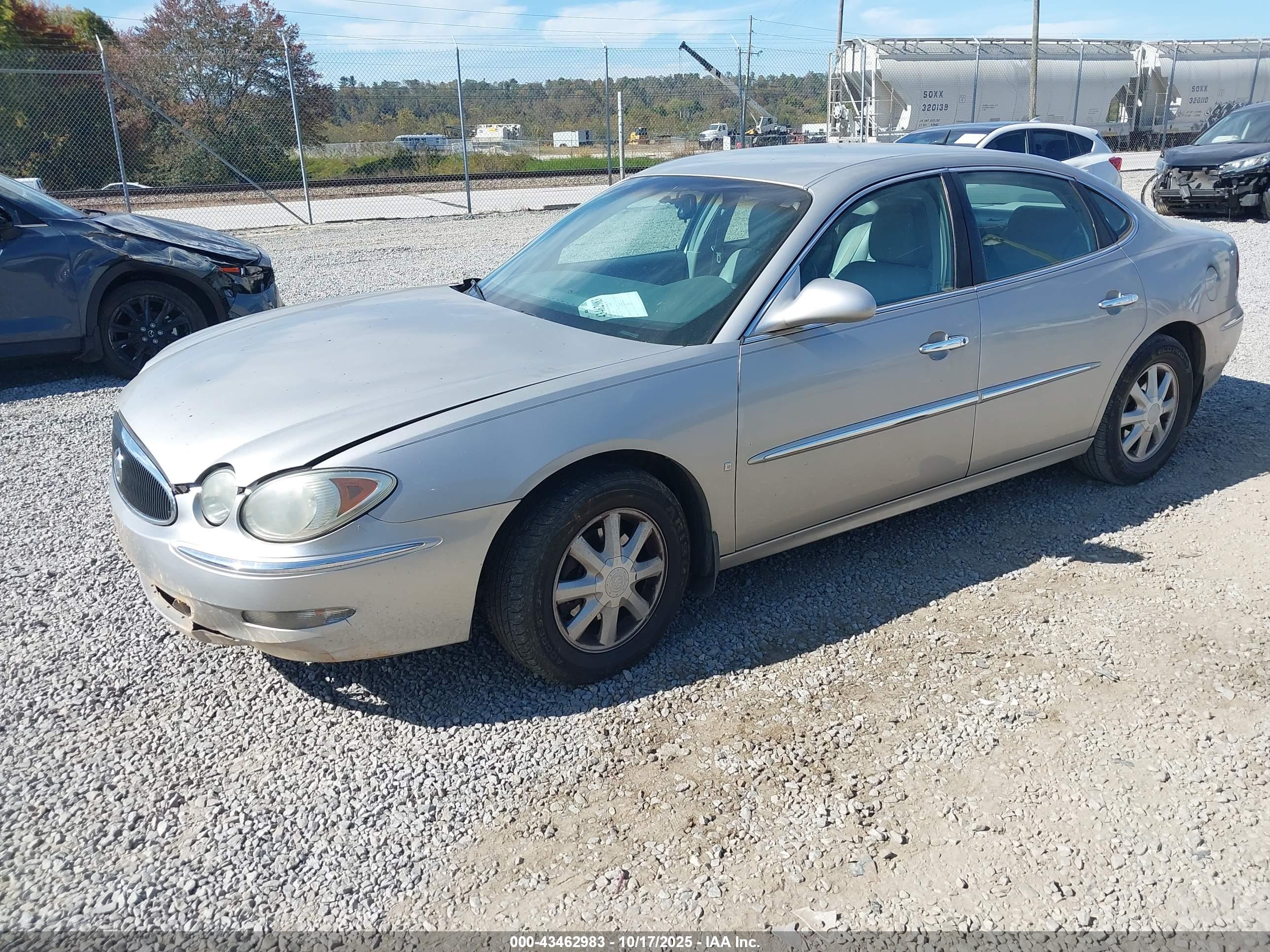 BUICK LACROSSE image 2