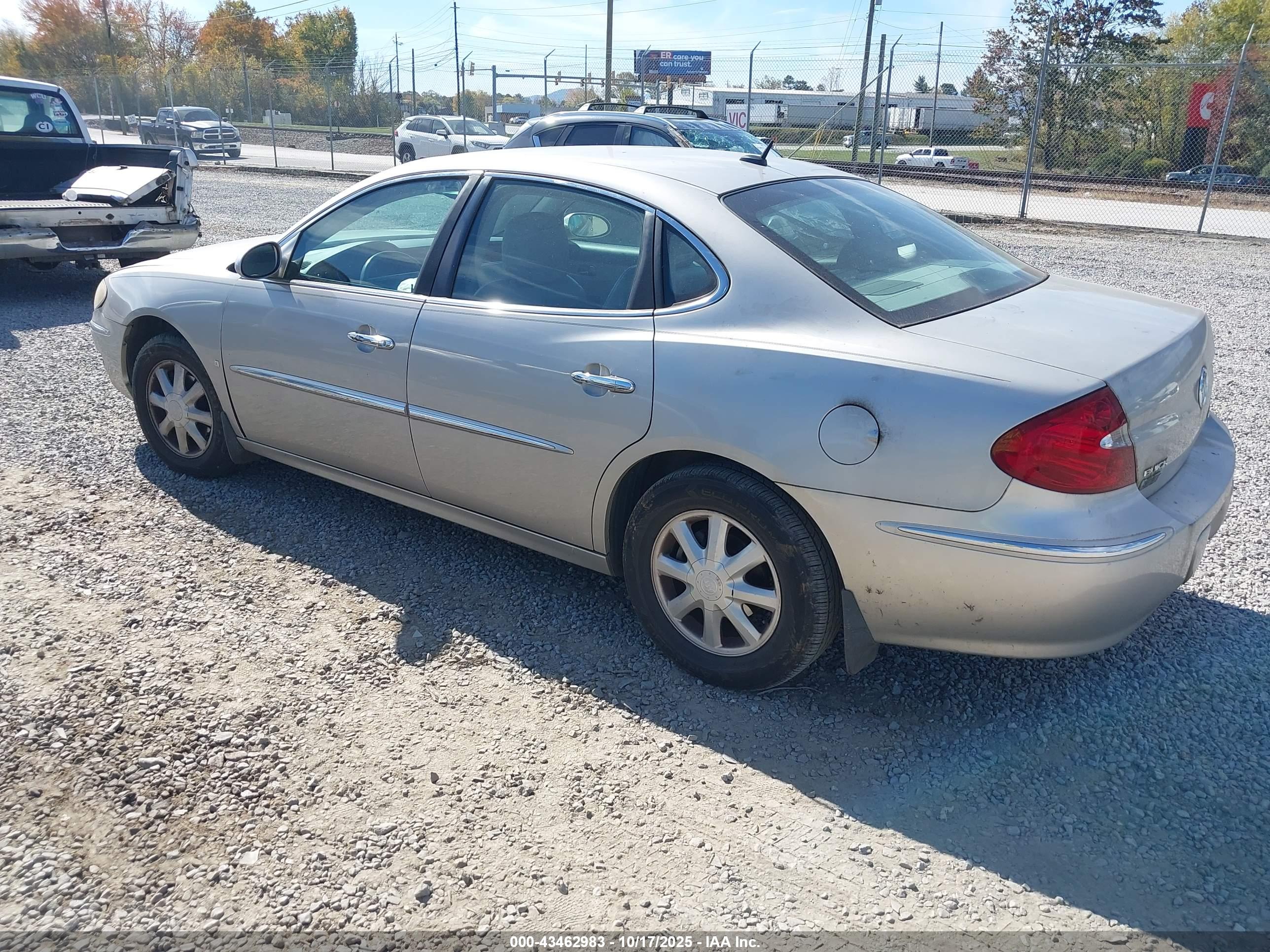 BUICK LACROSSE image 3